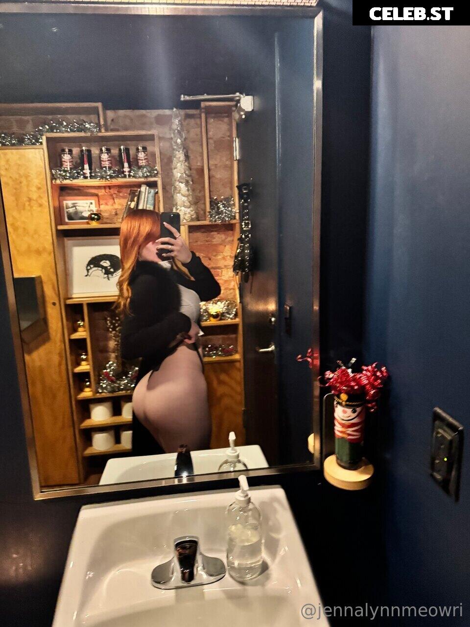 Jenna Lynn Meowri Image 24472176