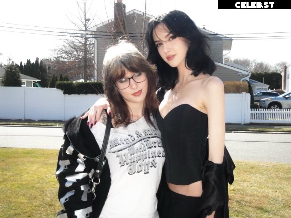Rachel Chaleff / rachelchaleff / svvvn Image 24444061