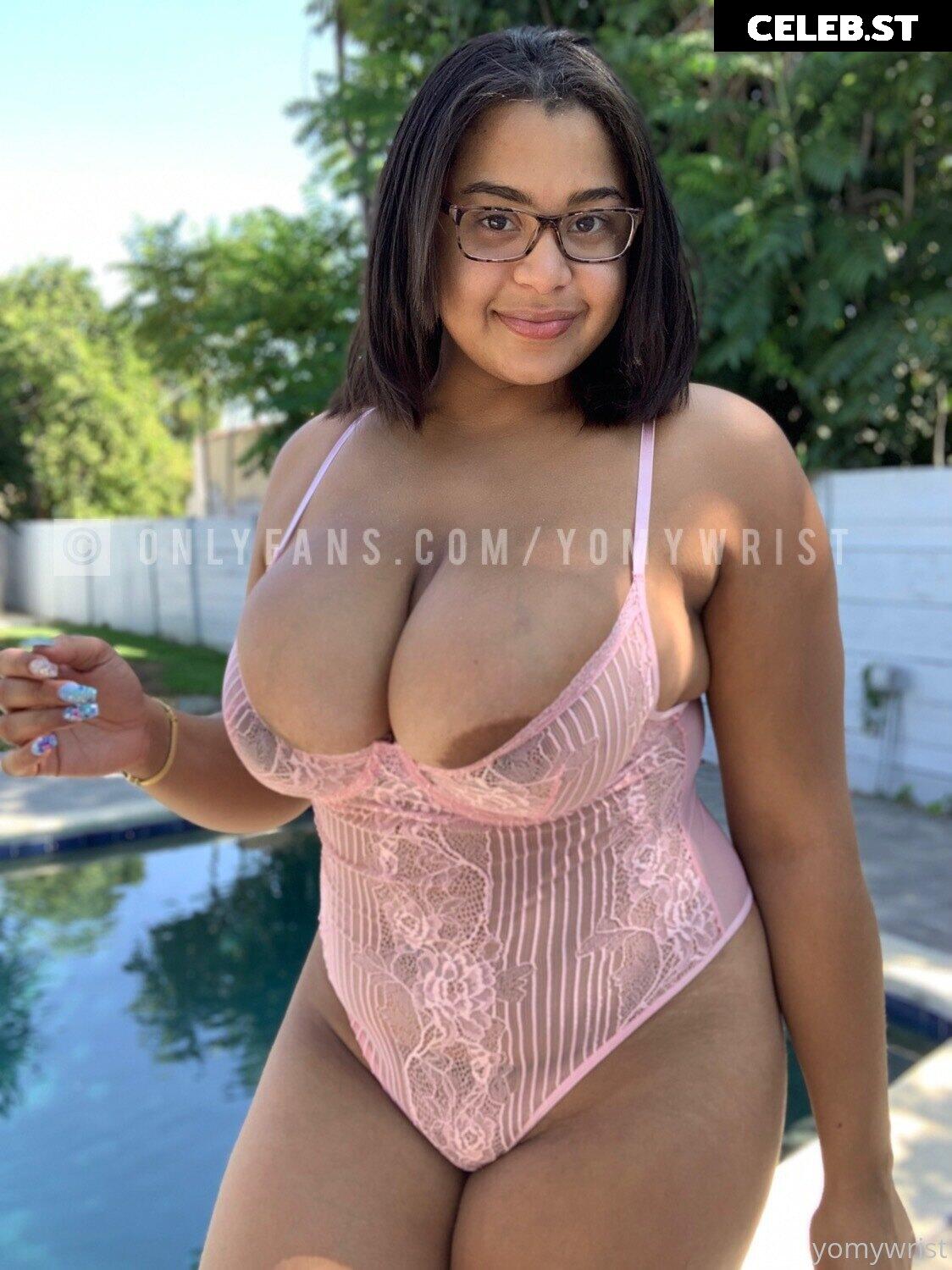 yomyjuggs / milky titties / yomyareolas / yomywrist Image 24446723