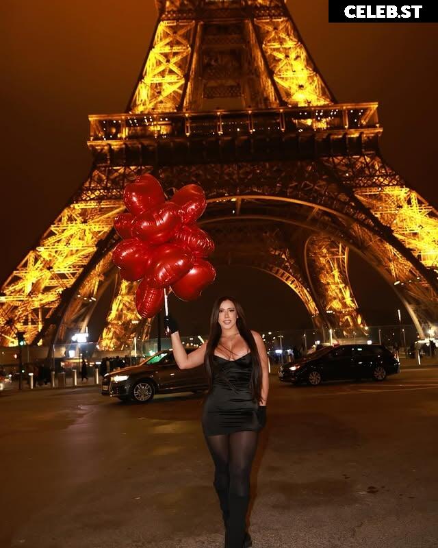 __rv99 / rv / romerov / Rashel Valentina Image 24443228