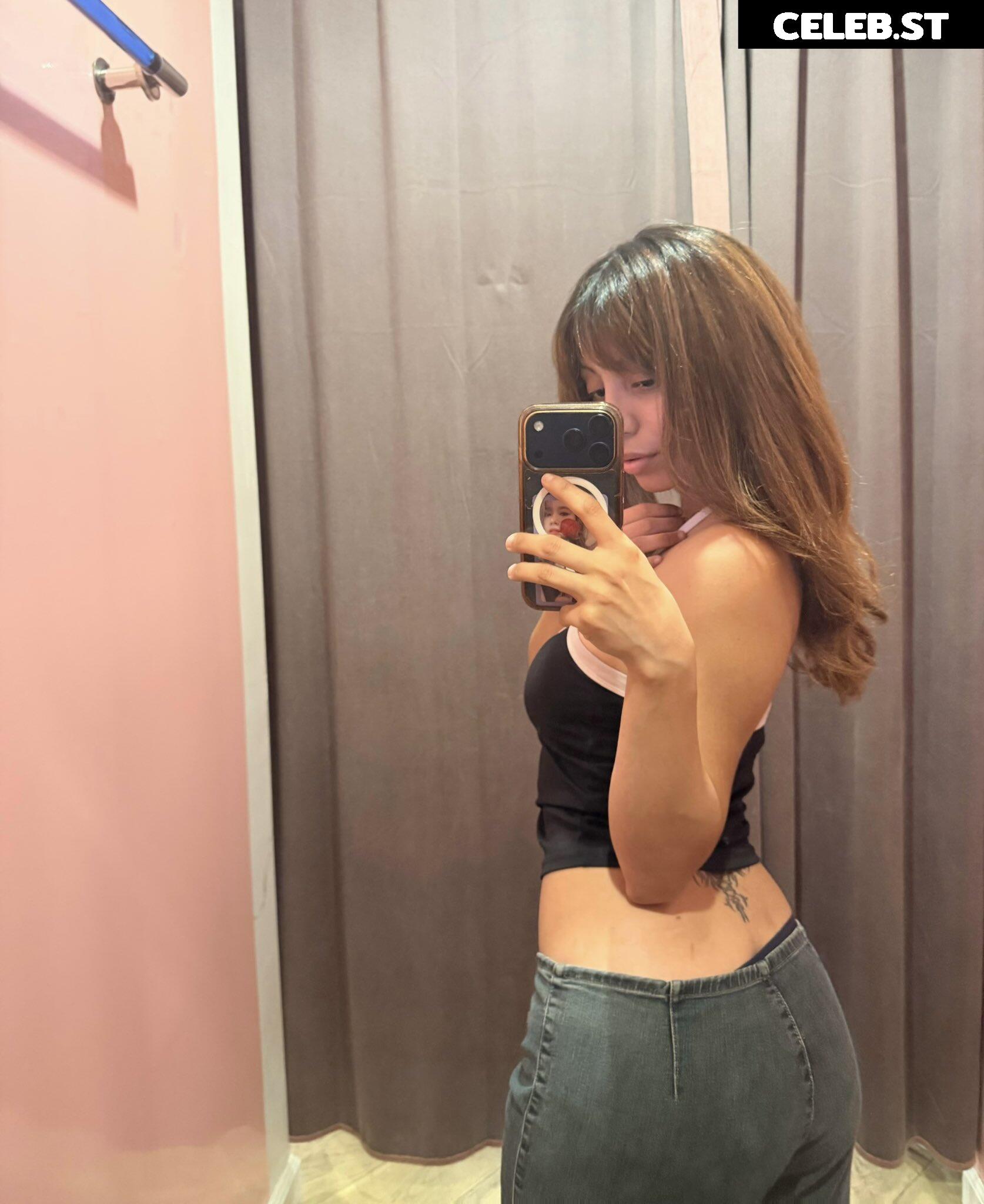 d00mlee / thotmegumi Image 24442581