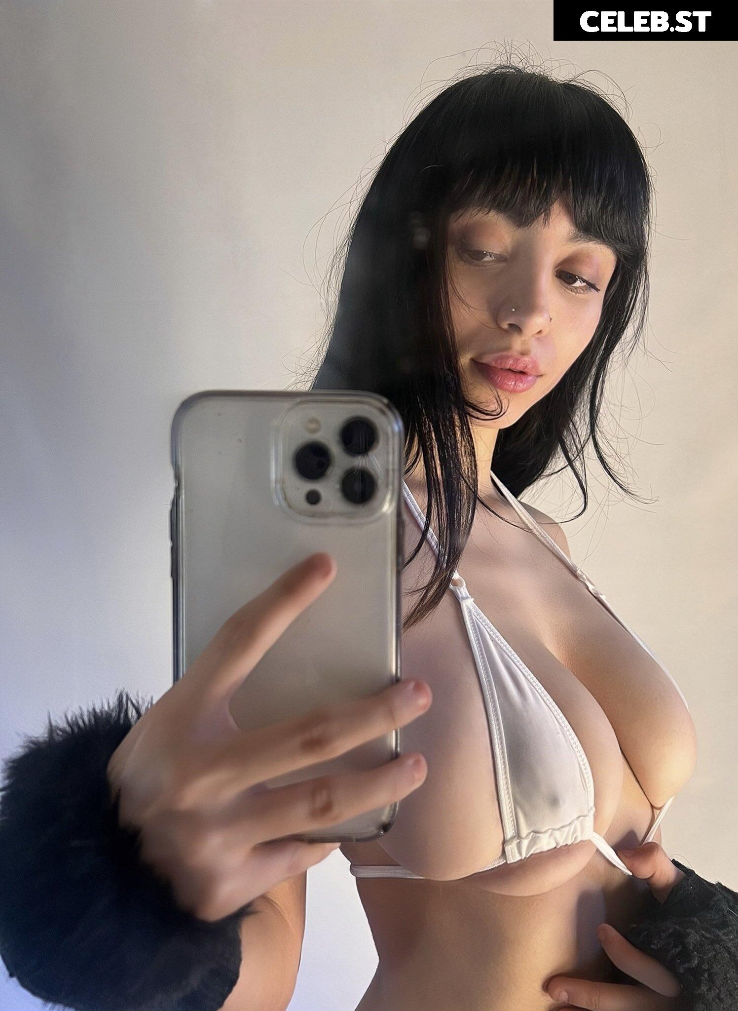 d00mlee / thotmegumi Image 24442518