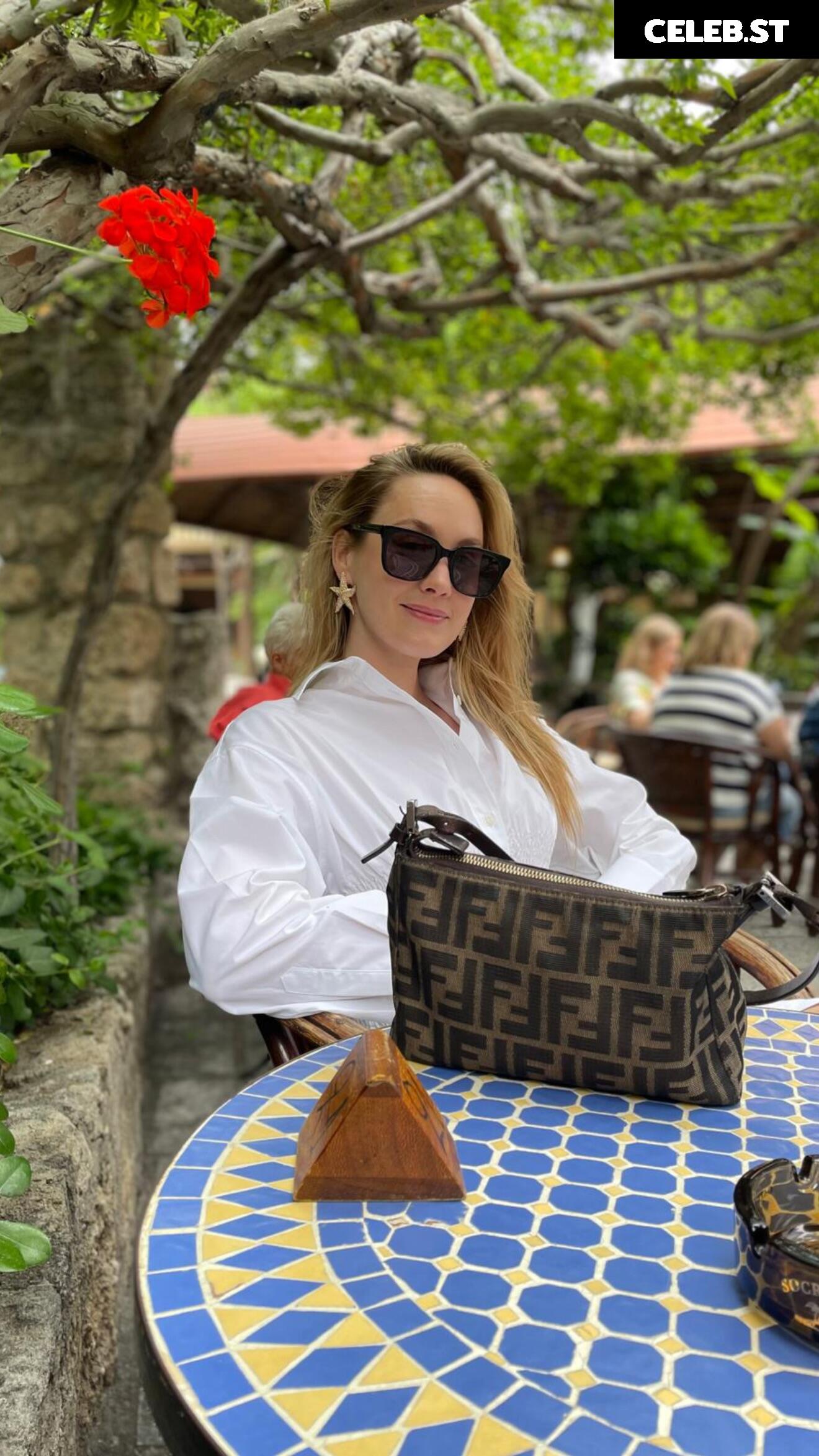 Sjokz Image 24418828