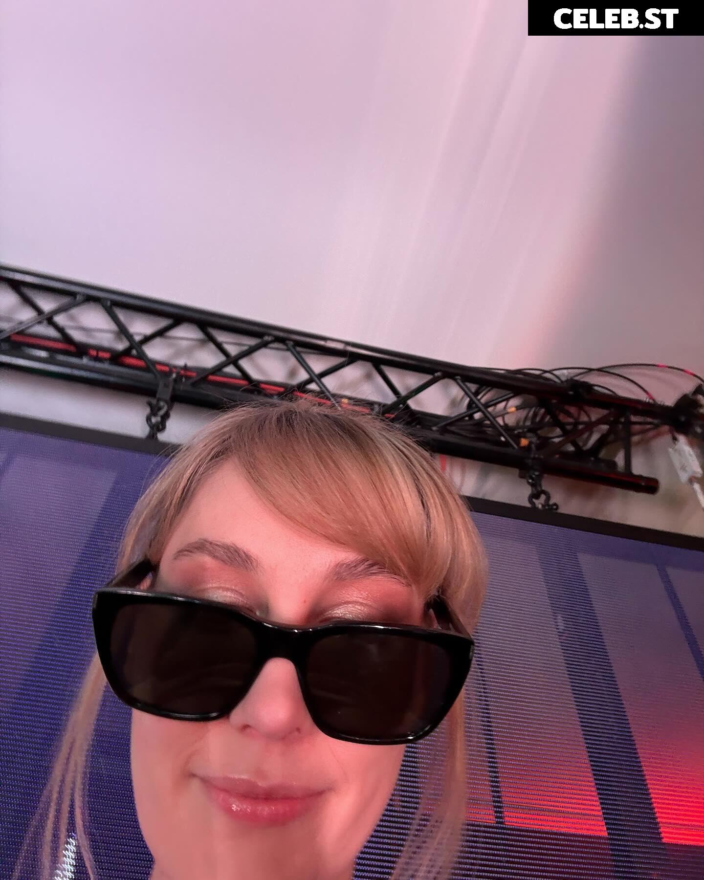 Sjokz Image 24418689