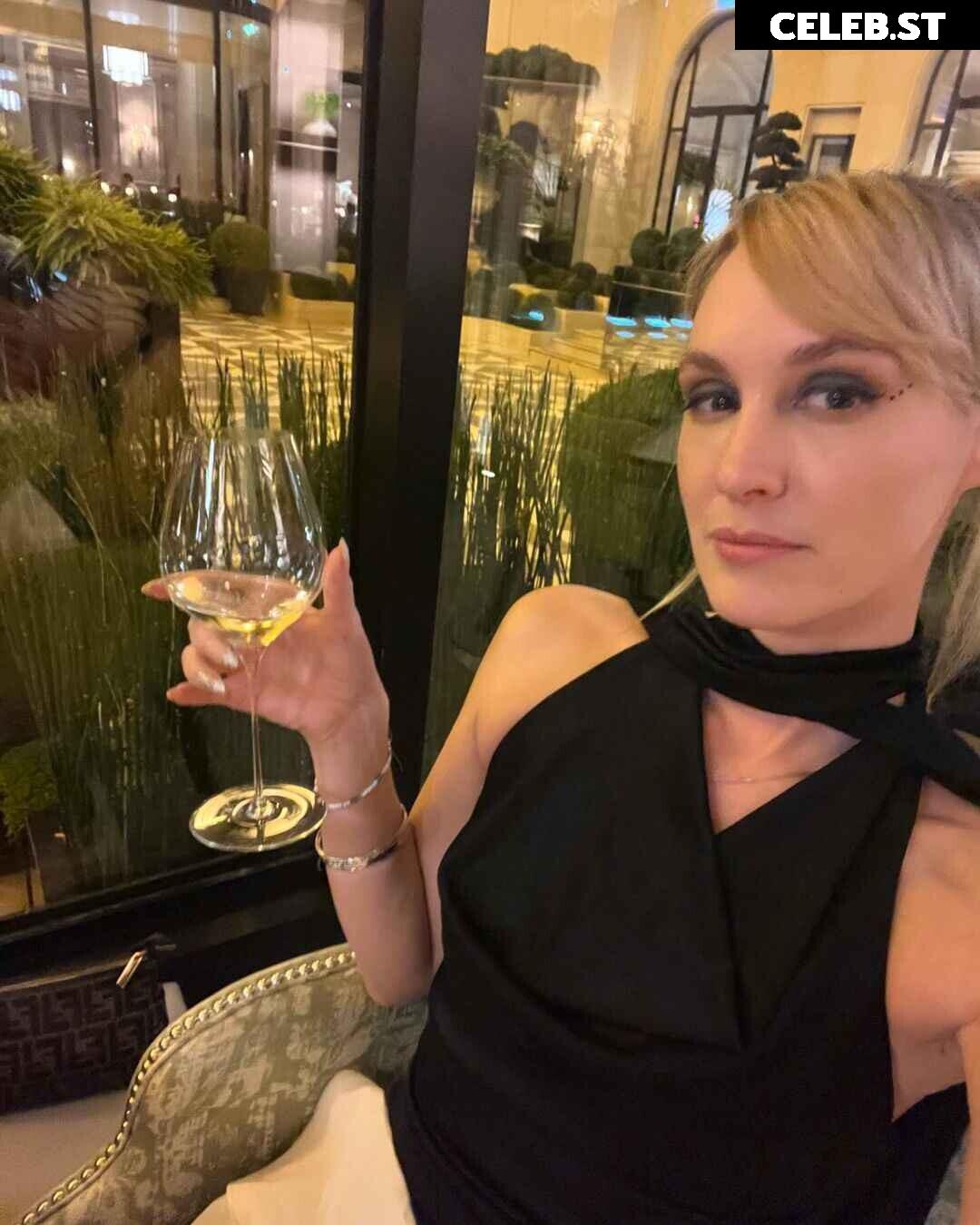 Sjokz Image 24418639