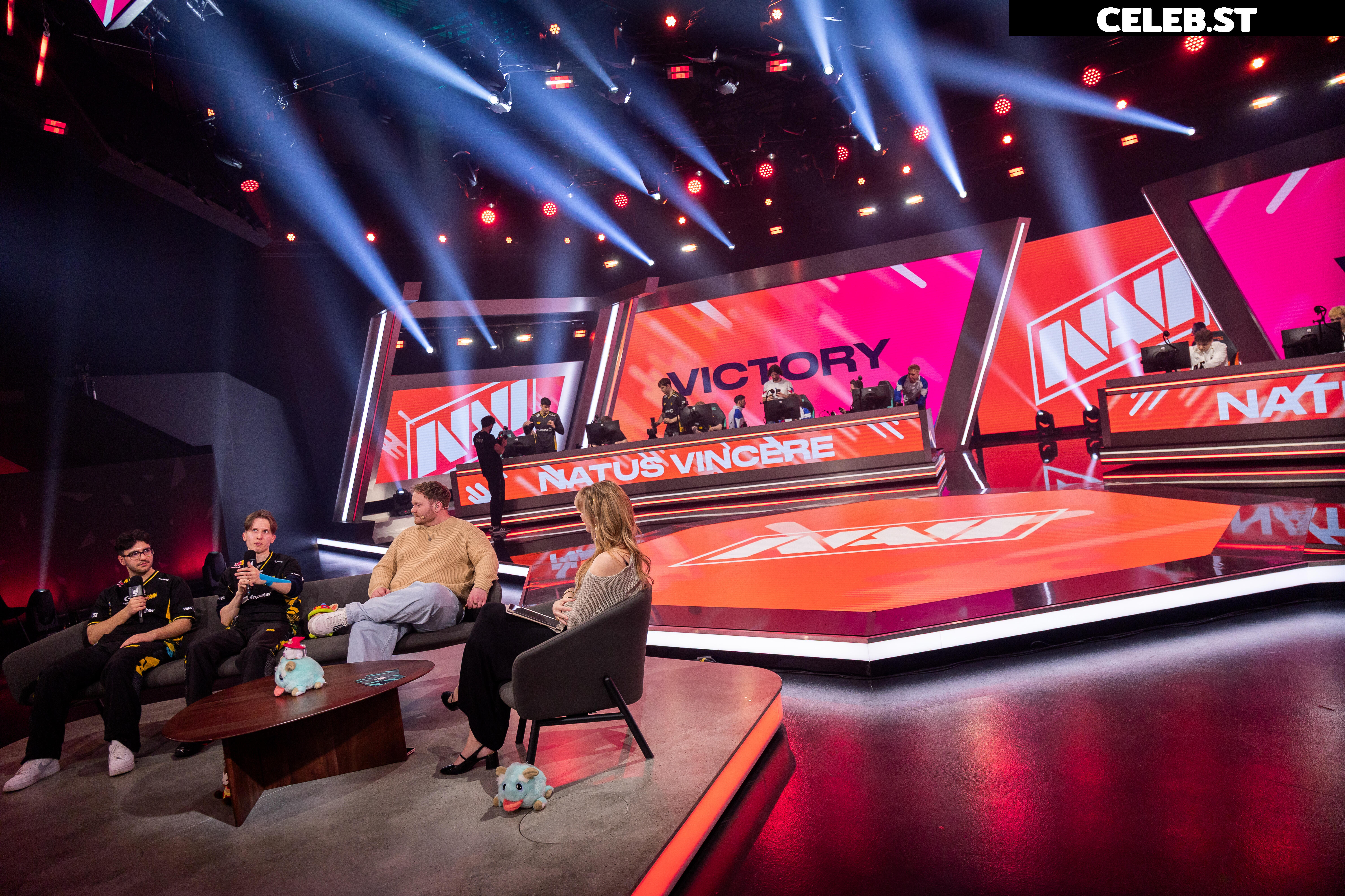 Sjokz Image 24419285