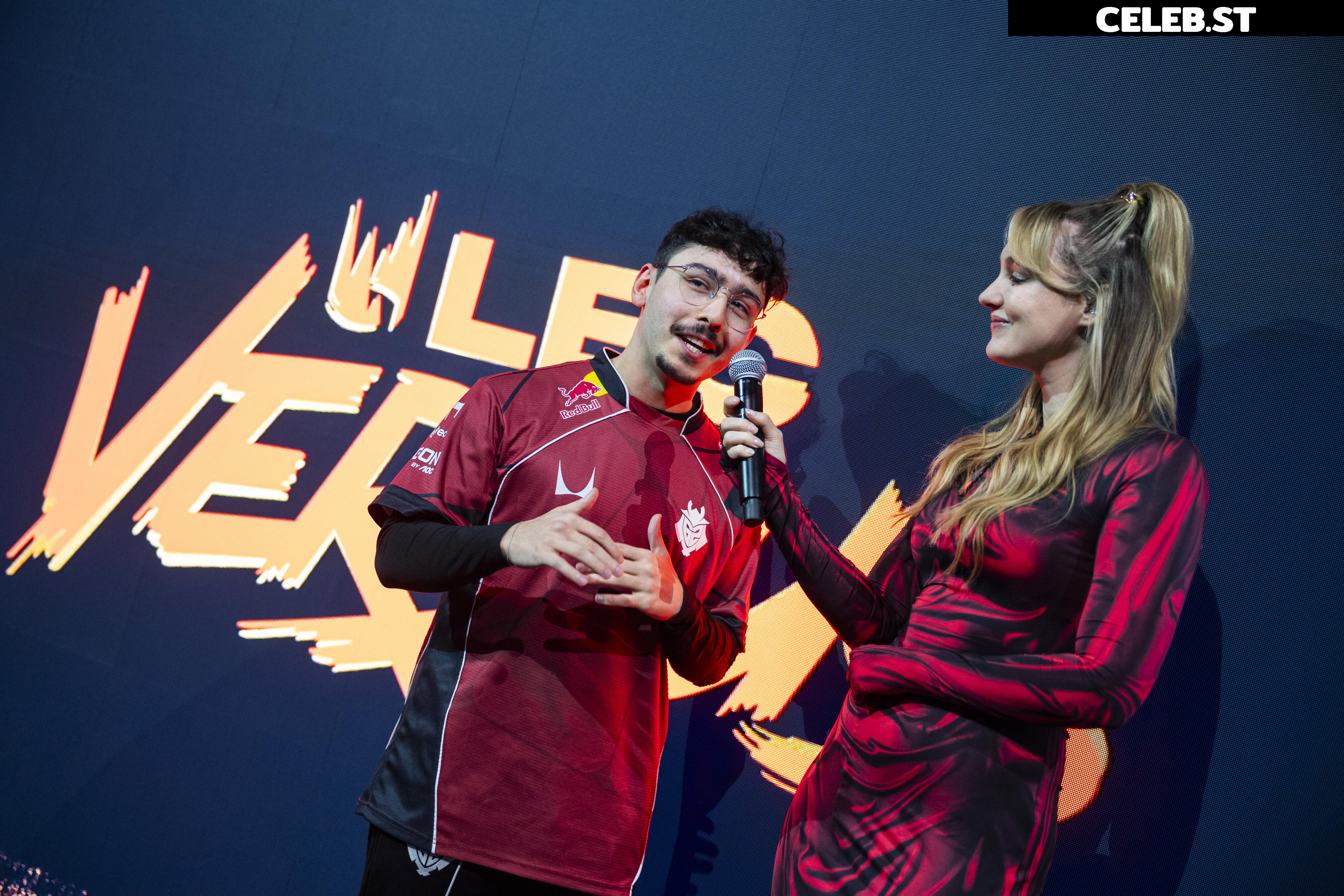 Sjokz Image 24419235