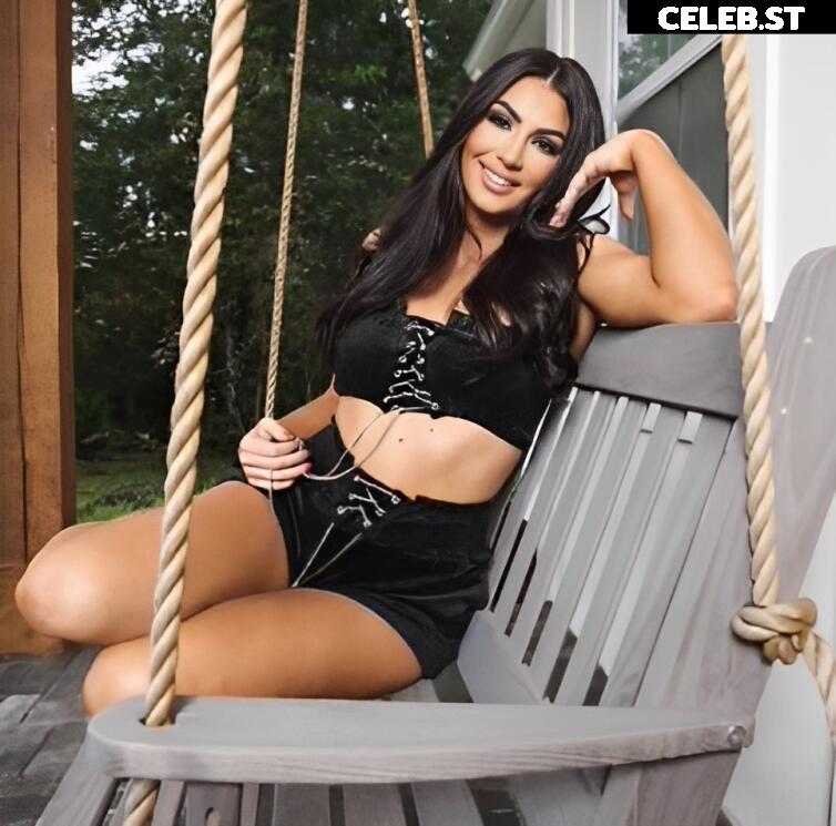 Cassie Lee/Jess McKay (Peyton Royce/Billie Kay) Image 24425990