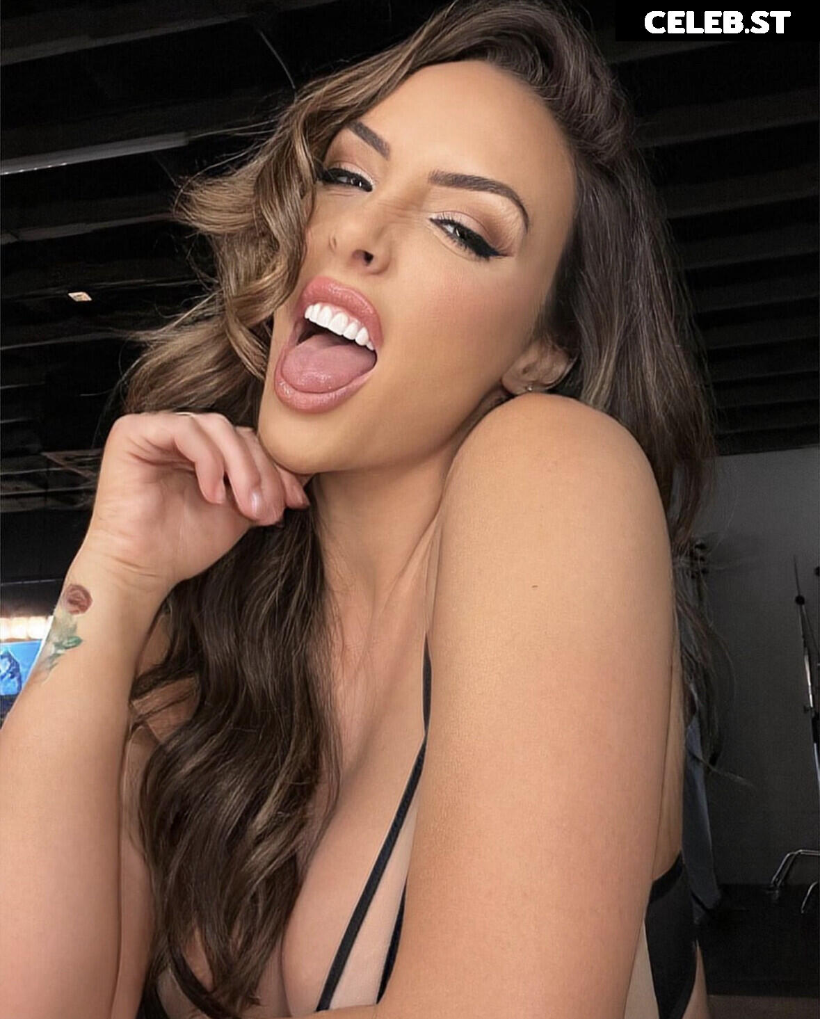 Cassie Lee/Jess McKay (Peyton Royce/Billie Kay) Image 24425717