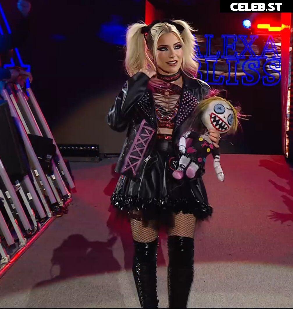 WWE Alexa Bliss Image 24425062