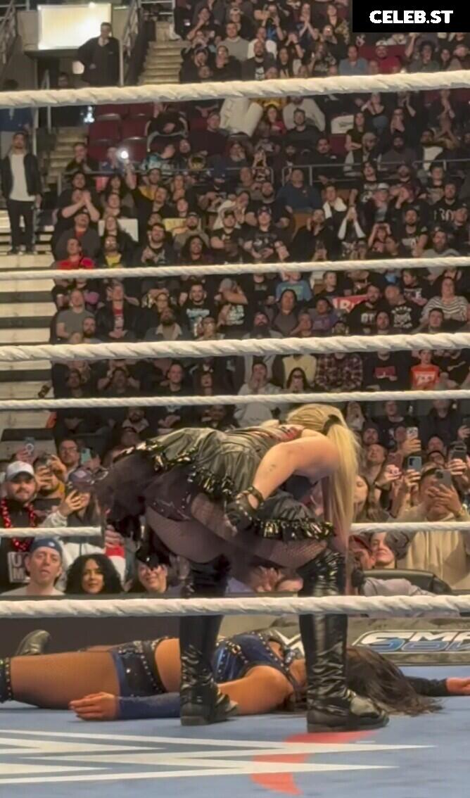 WWE Alexa Bliss Image 24425054