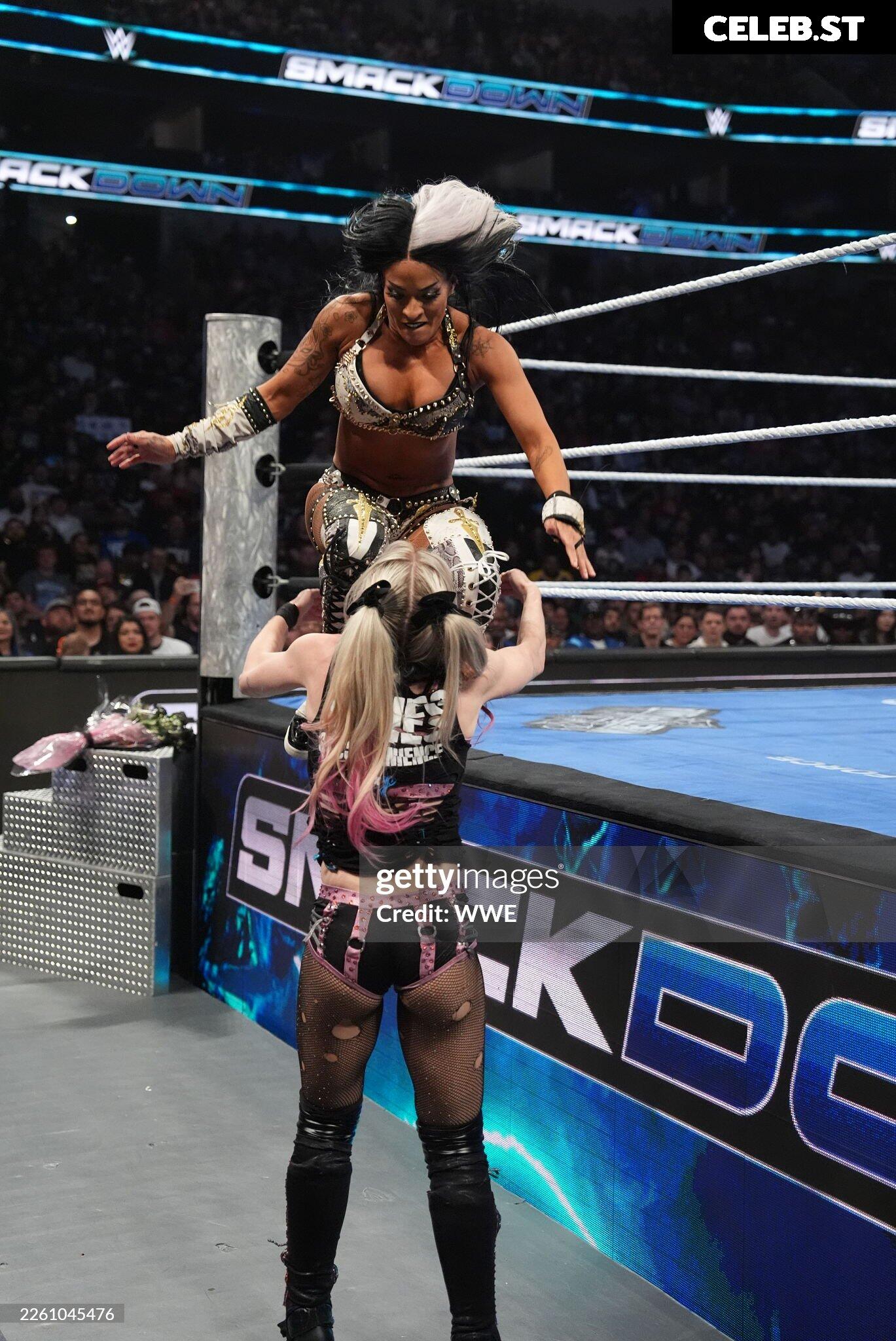 WWE Alexa Bliss Image 24425327