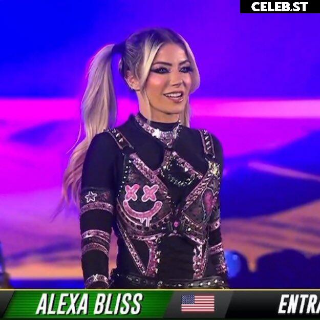 WWE Alexa Bliss Image 24425310
