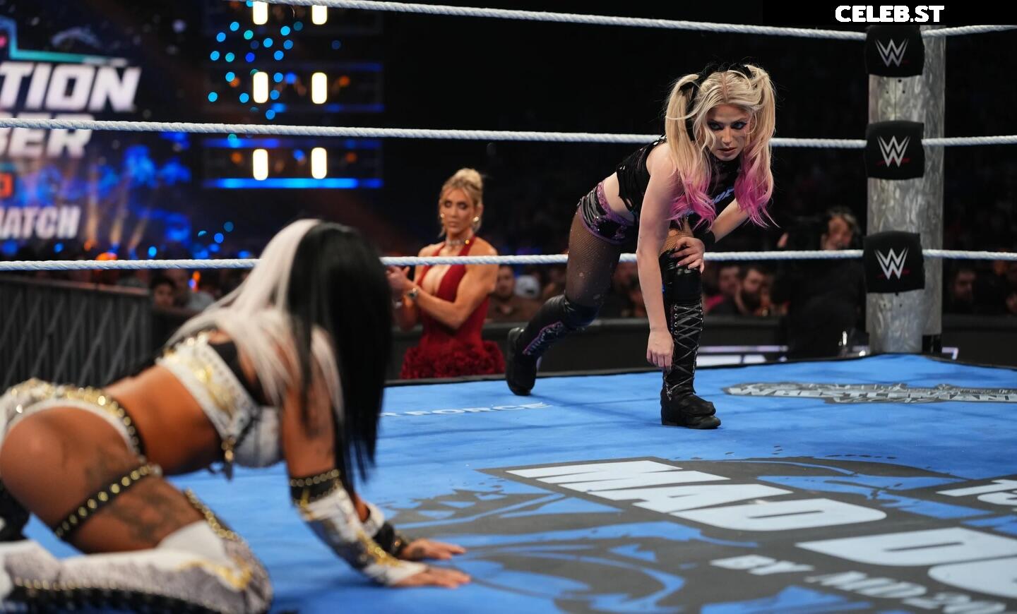 WWE Alexa Bliss Image 24425319