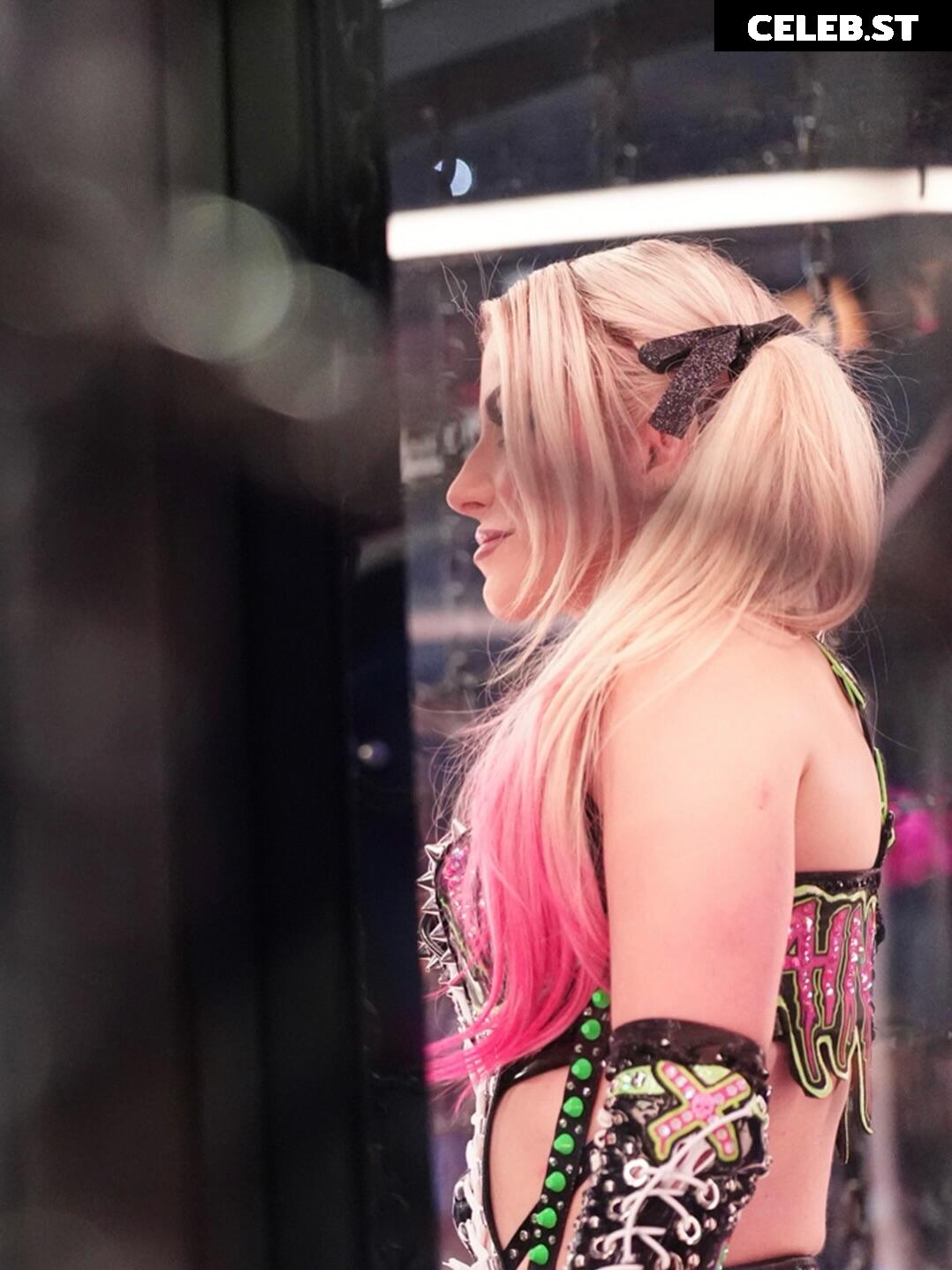 WWE Alexa Bliss Image 24425333