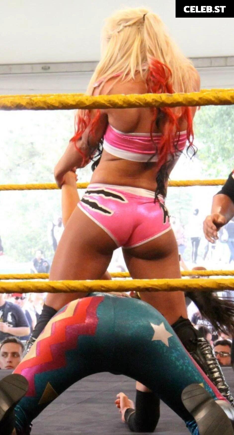 WWE Alexa Bliss Image 24424988