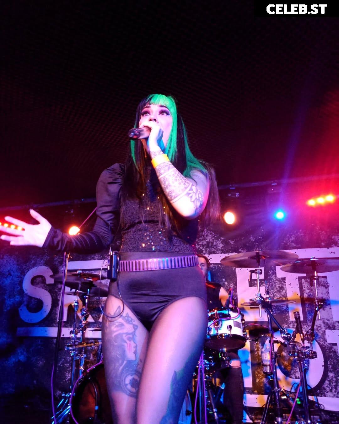 Chloe Drinkwater (Skarlett Riot Singer) Image 24424414