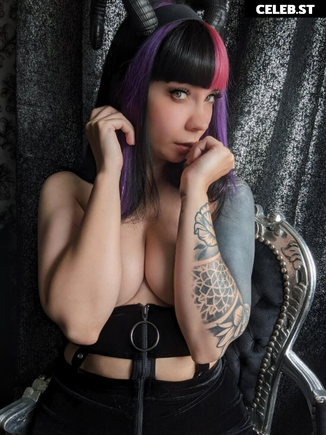 Chloe Drinkwater (Skarlett Riot Singer) Image 24424693