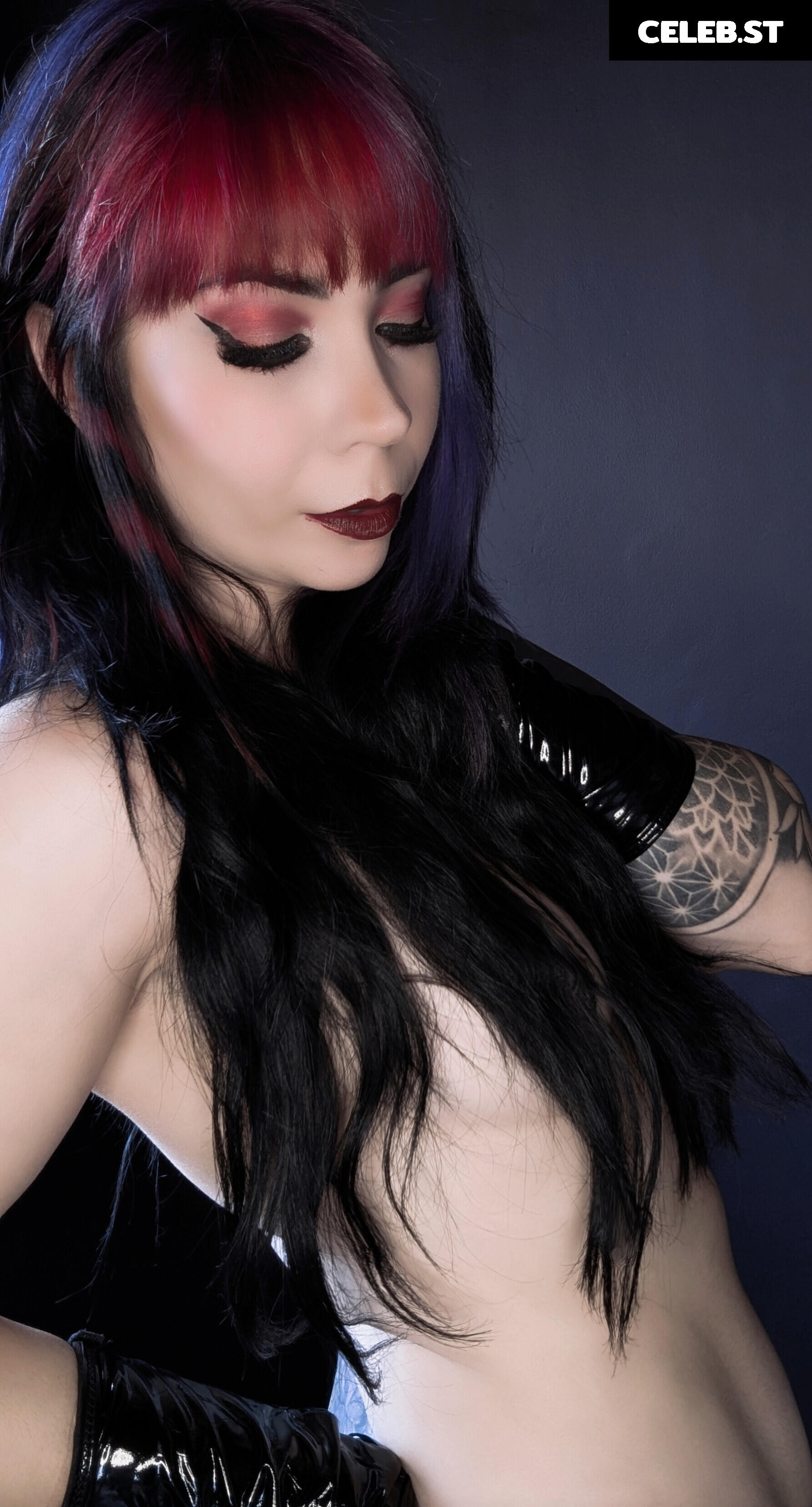 Chloe Drinkwater (Skarlett Riot Singer) Image 24424646