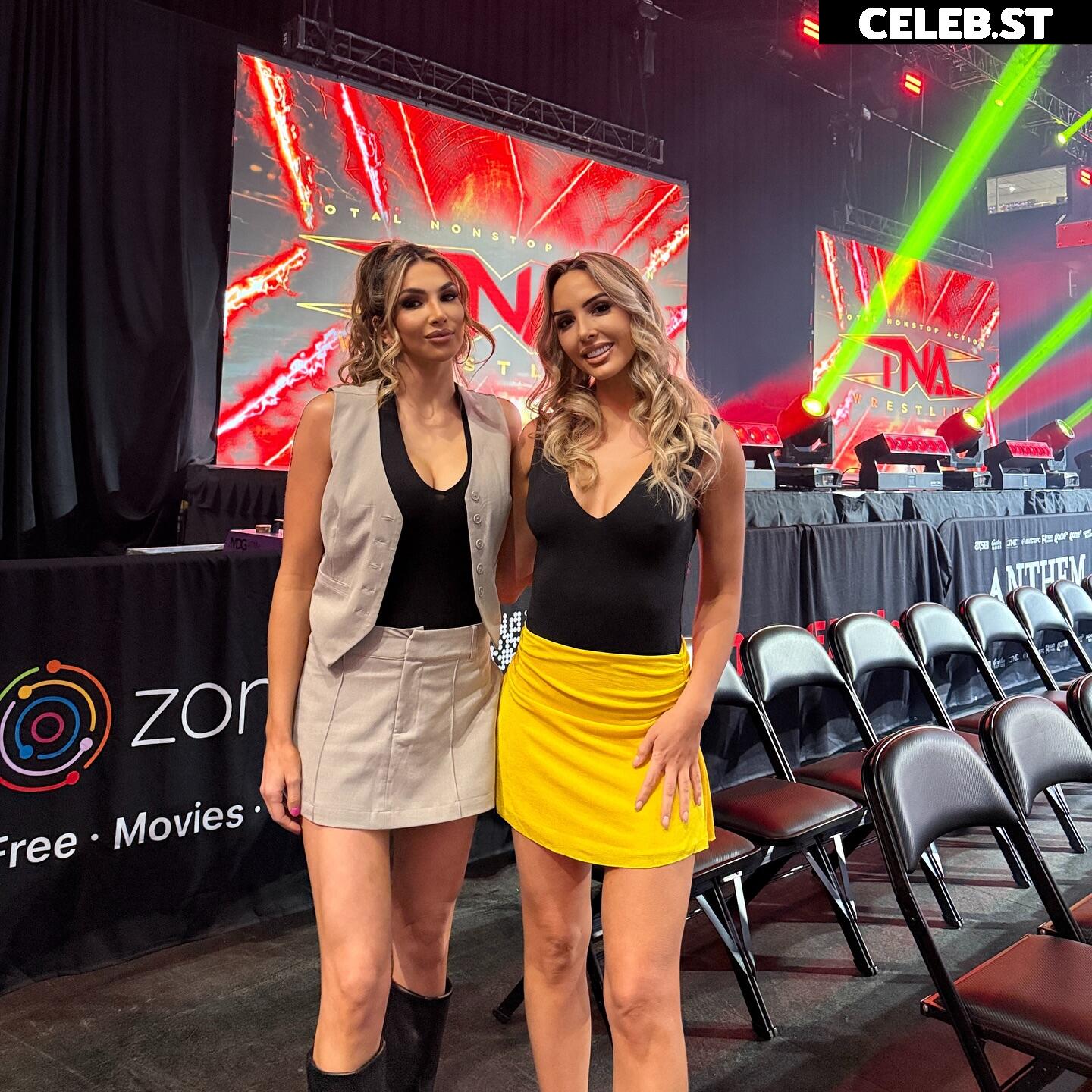 Cassie Lee/Jess McKay (Peyton Royce/Billie Kay) Image 24426723