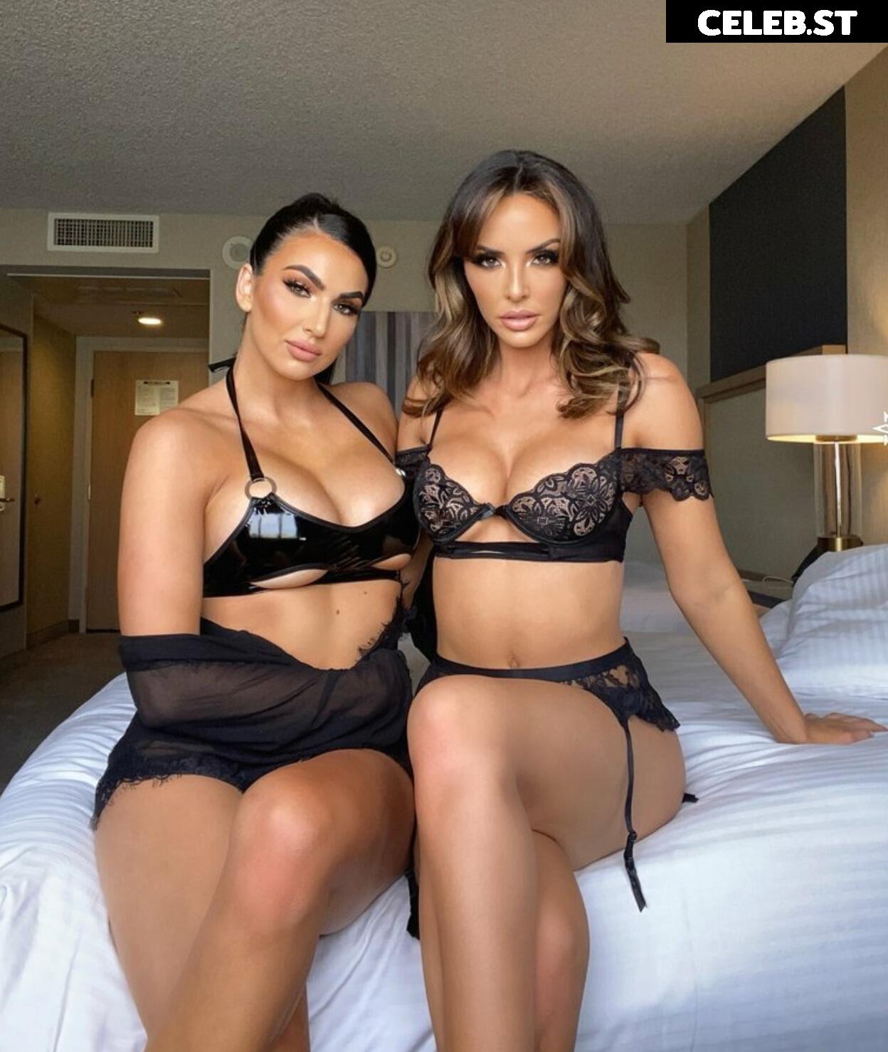 Cassie Lee/Jess McKay (Peyton Royce/Billie Kay) Image 24426217
