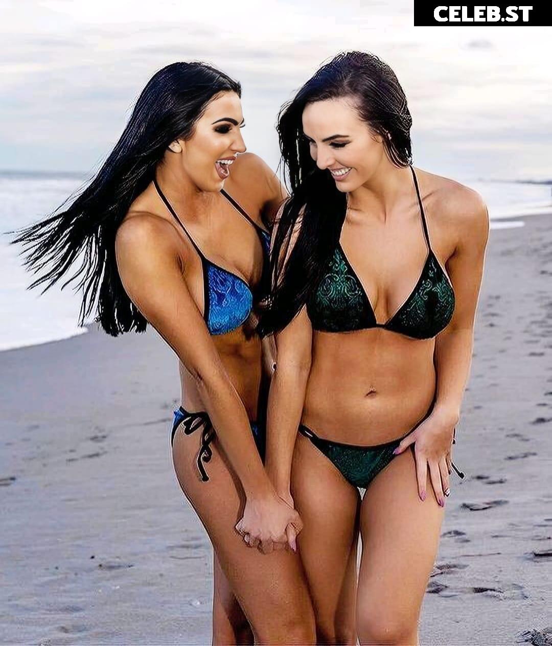 Cassie Lee/Jess McKay (Peyton Royce/Billie Kay) Image 24426237