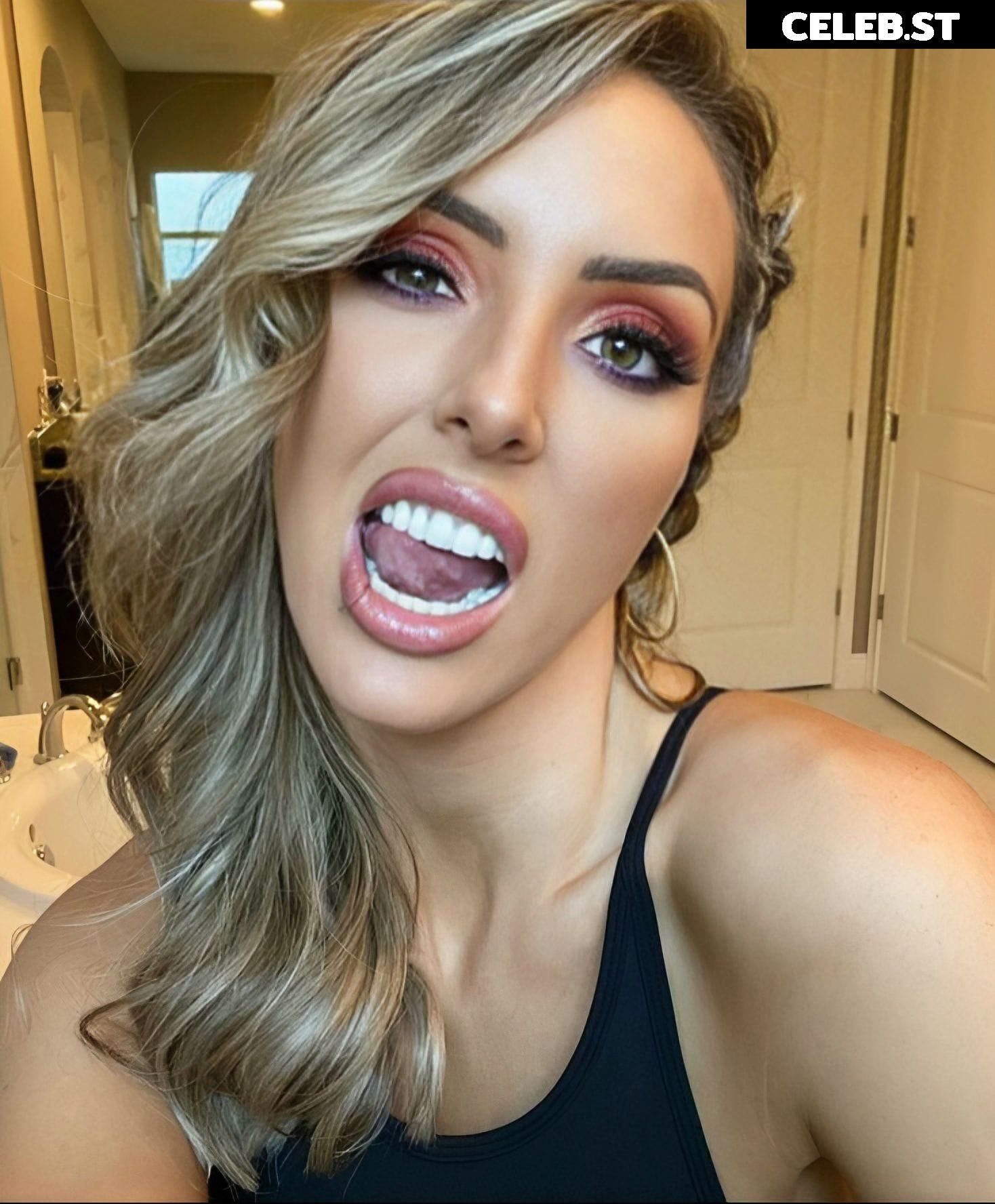 Cassie Lee/Jess McKay (Peyton Royce/Billie Kay) Image 24426269
