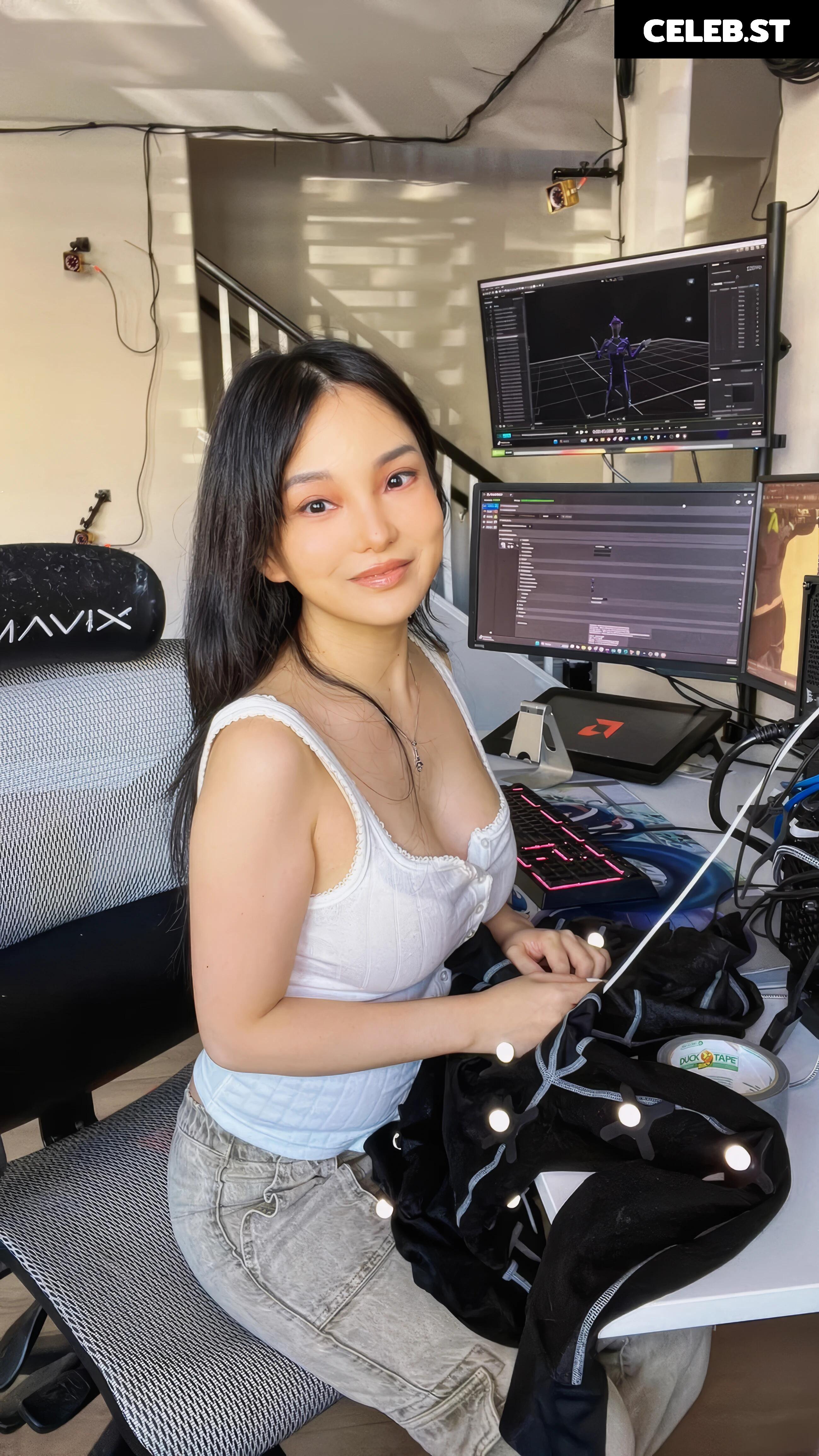 Codemiko / Youneh Image 24423870