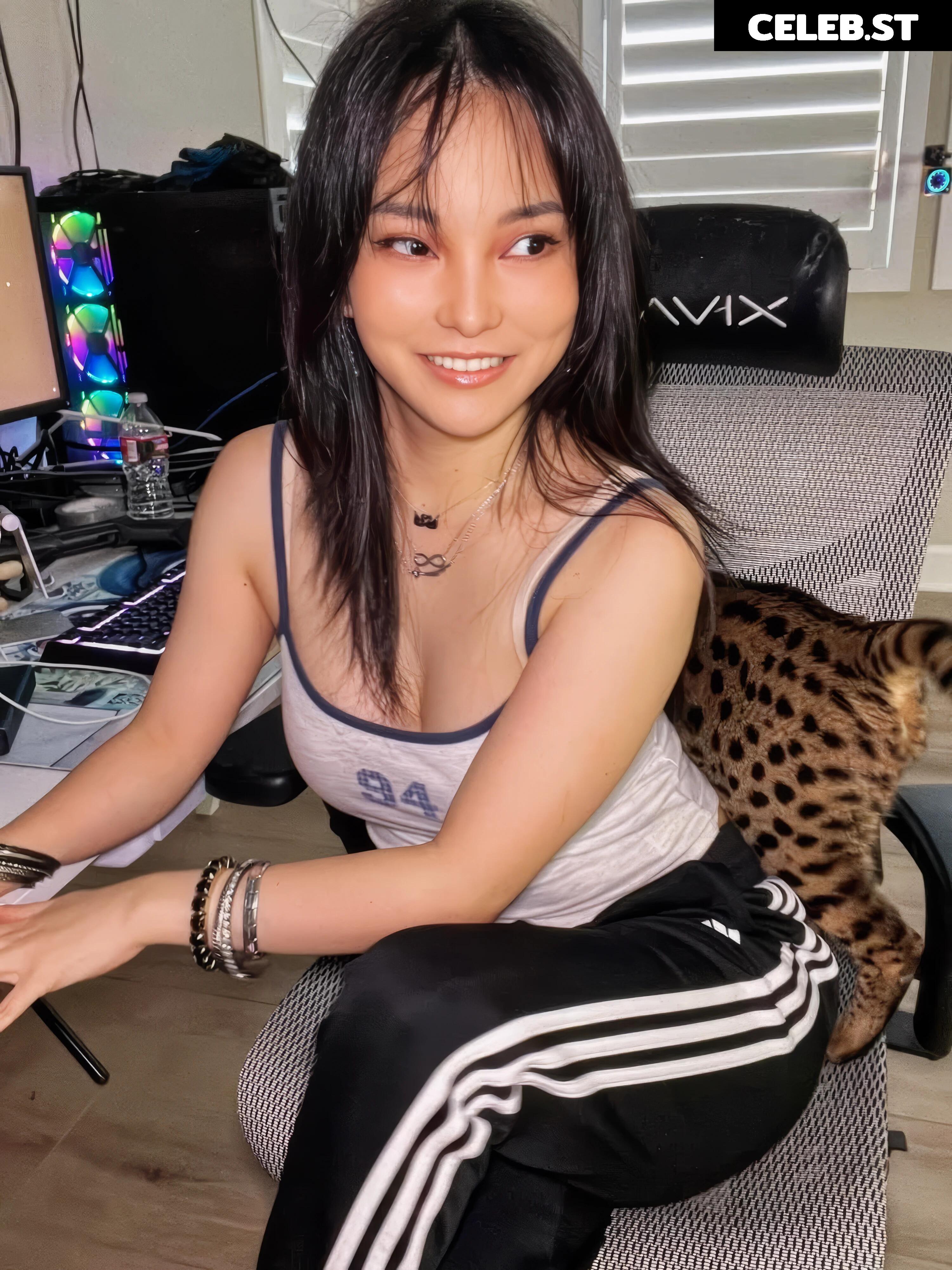 Codemiko / Youneh Image 24423782