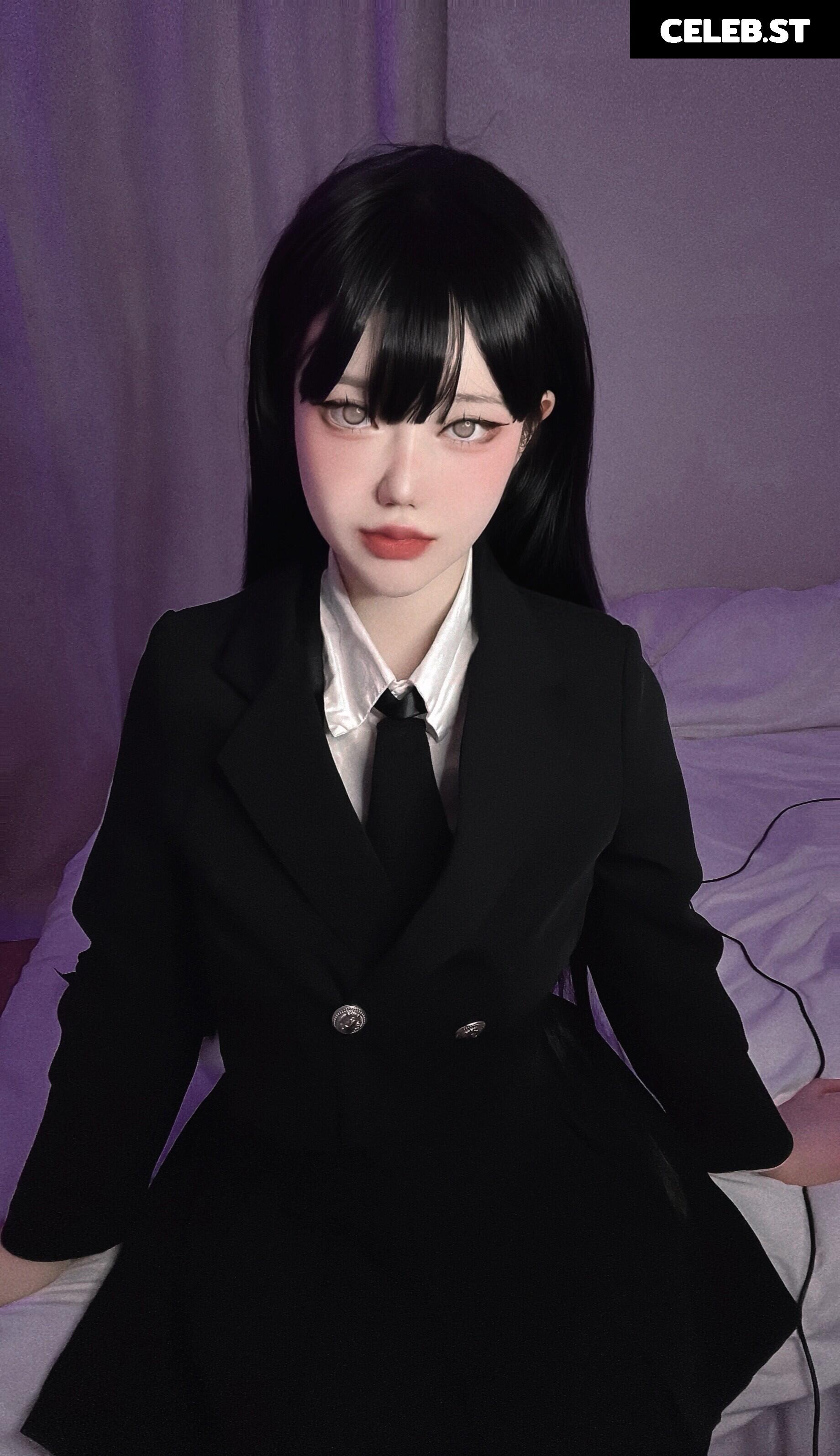 Evawishx / evawxsh / imeva Image 24438527