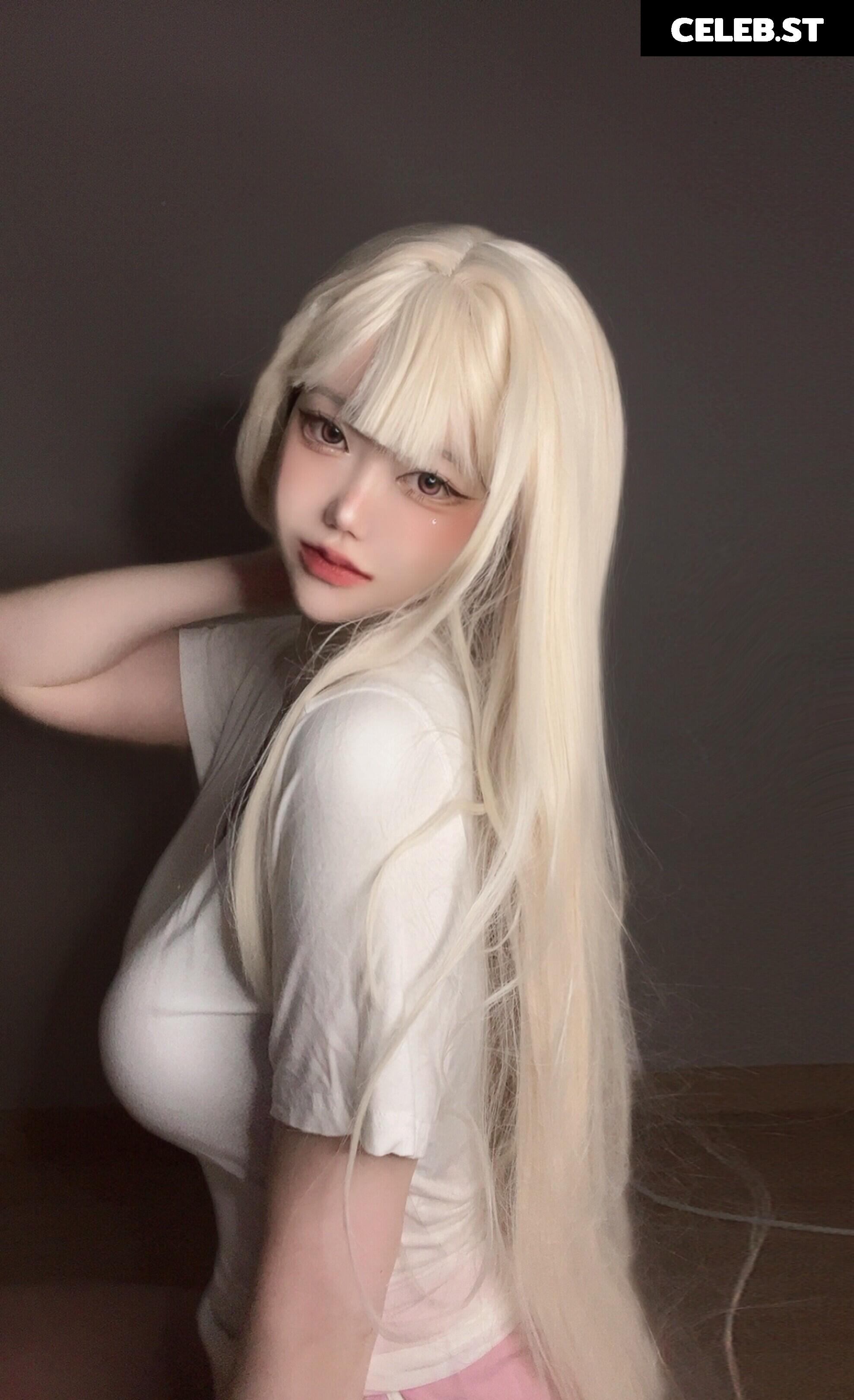 Evawishx / evawxsh / imeva Image 24438632