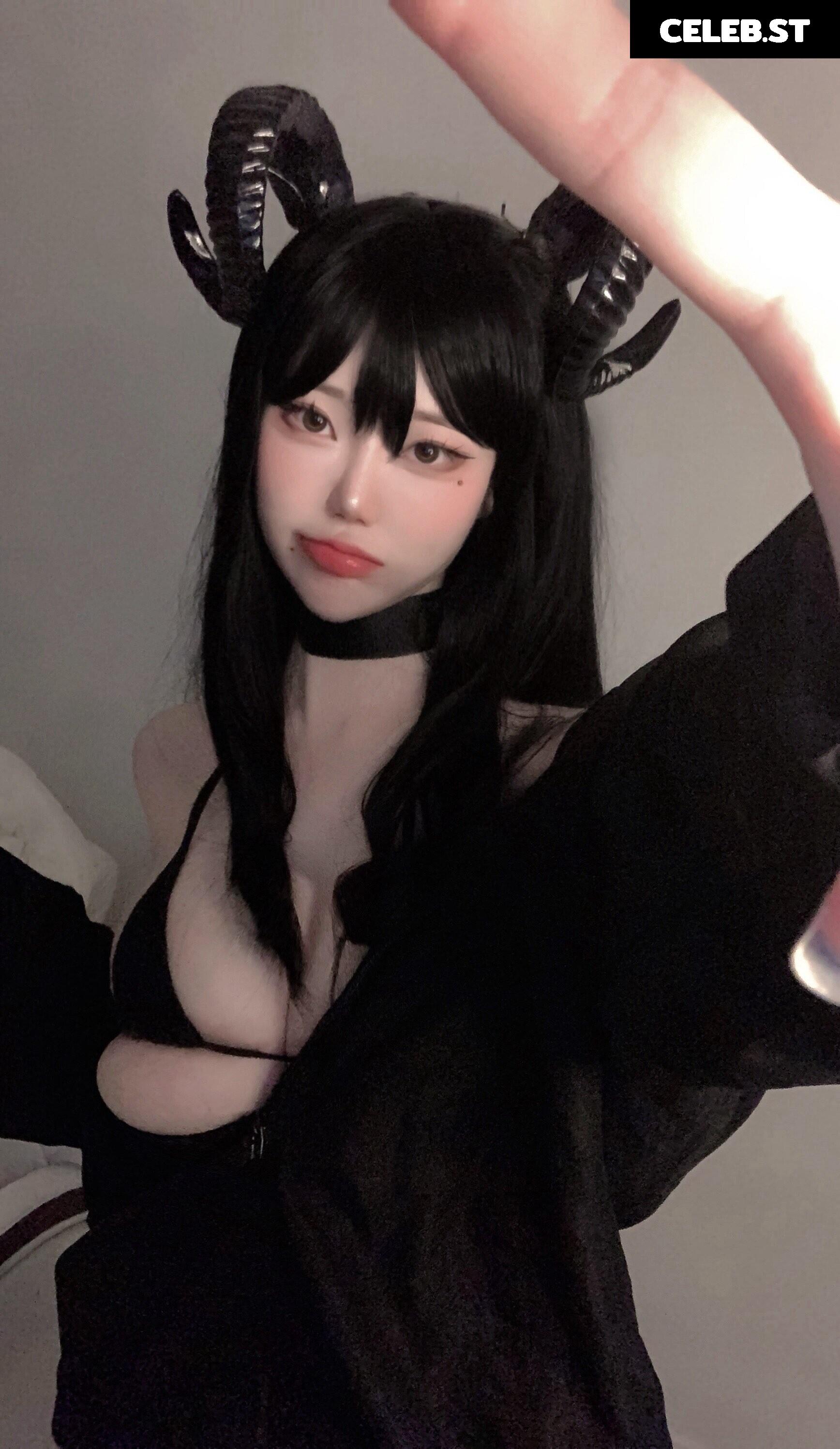 Evawishx / evawxsh / imeva Image 24437972