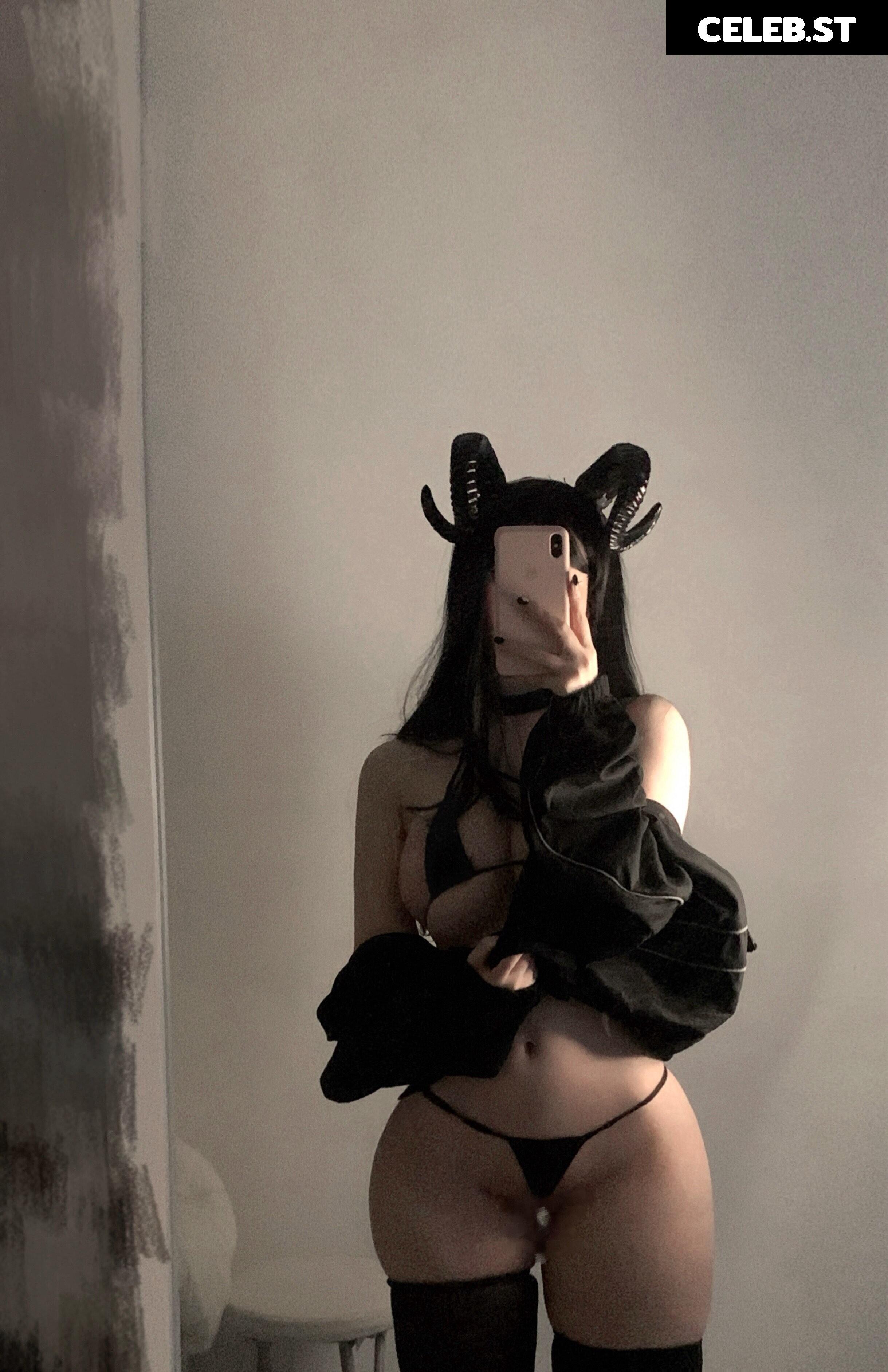 Evawishx / evawxsh / imeva Image 24437977