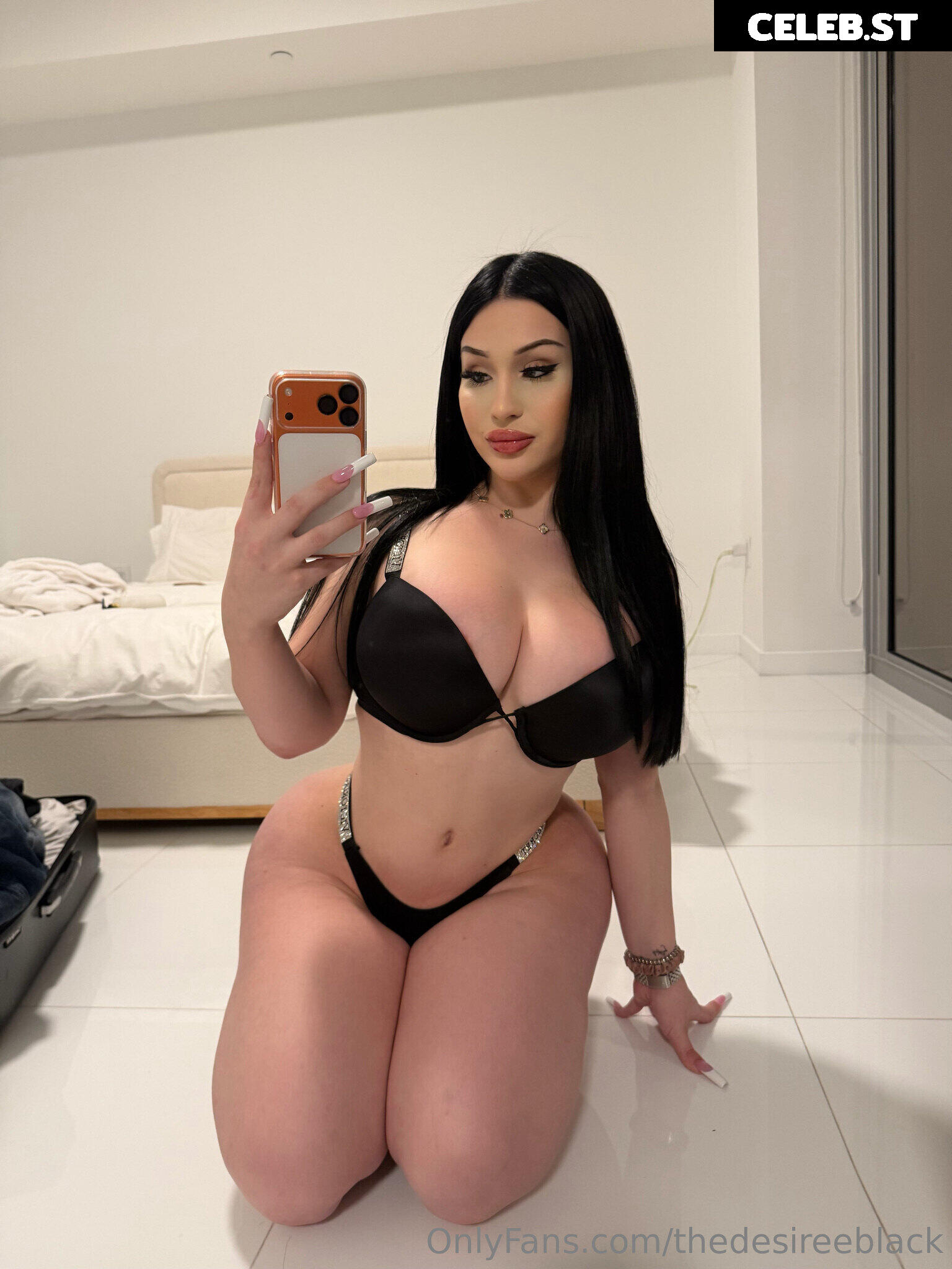 Desireeblackkk Image 24404736
