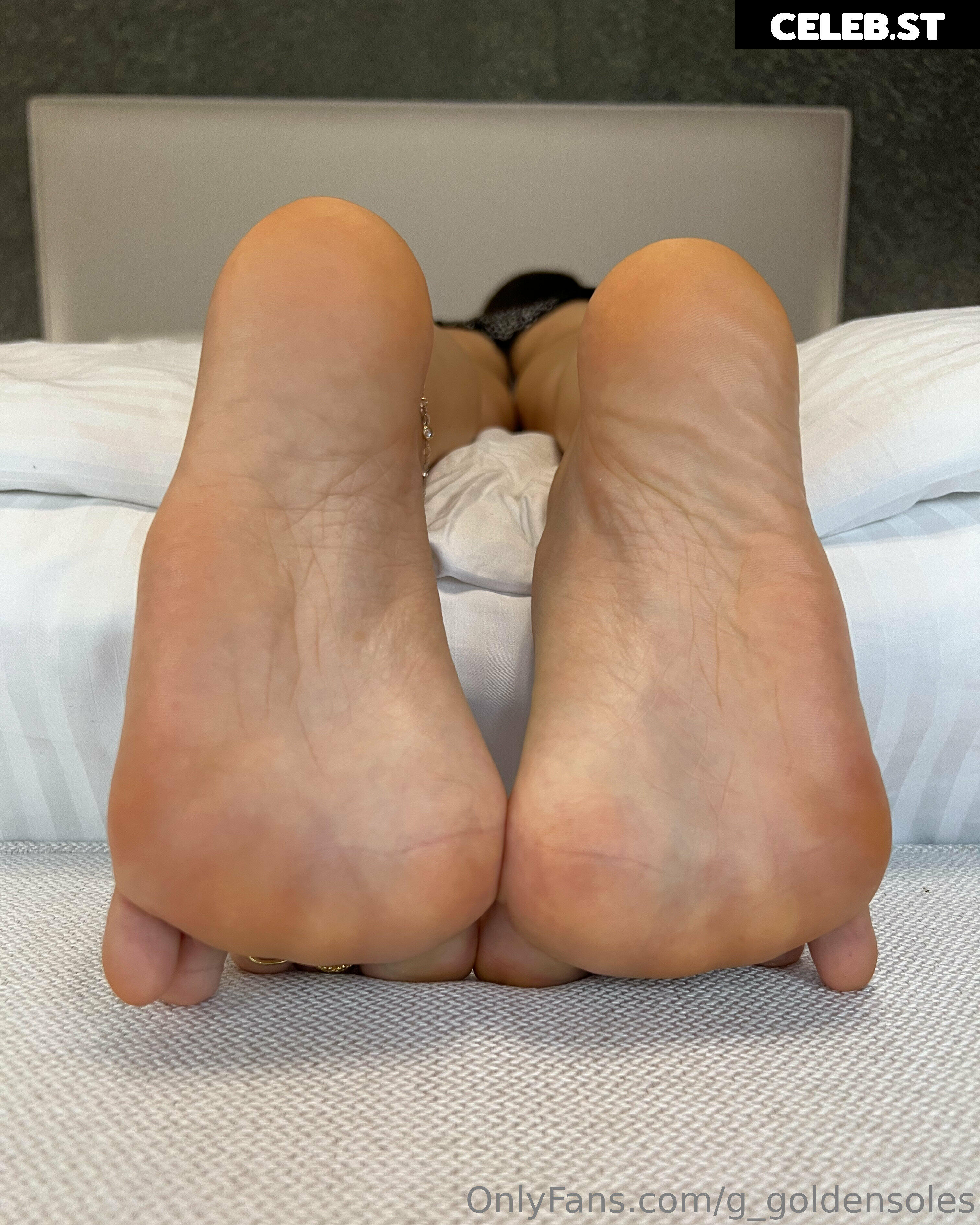 g_goldensoles | Gianna | arabian_footqueen Image 24406127