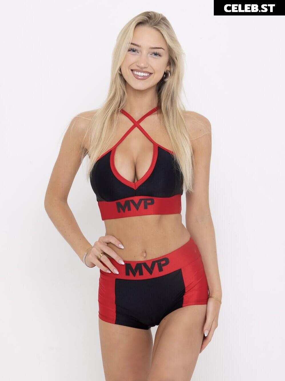 iamsydneythomas / Sydney Thomas Image 24403115