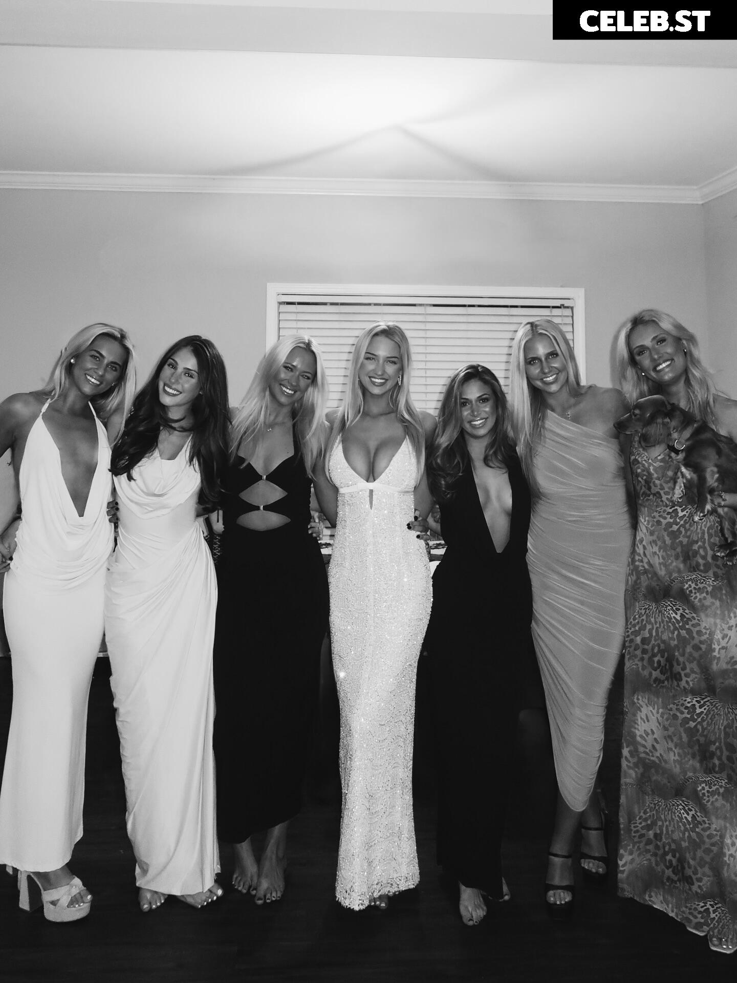 iamsydneythomas / Sydney Thomas Image 24403178
