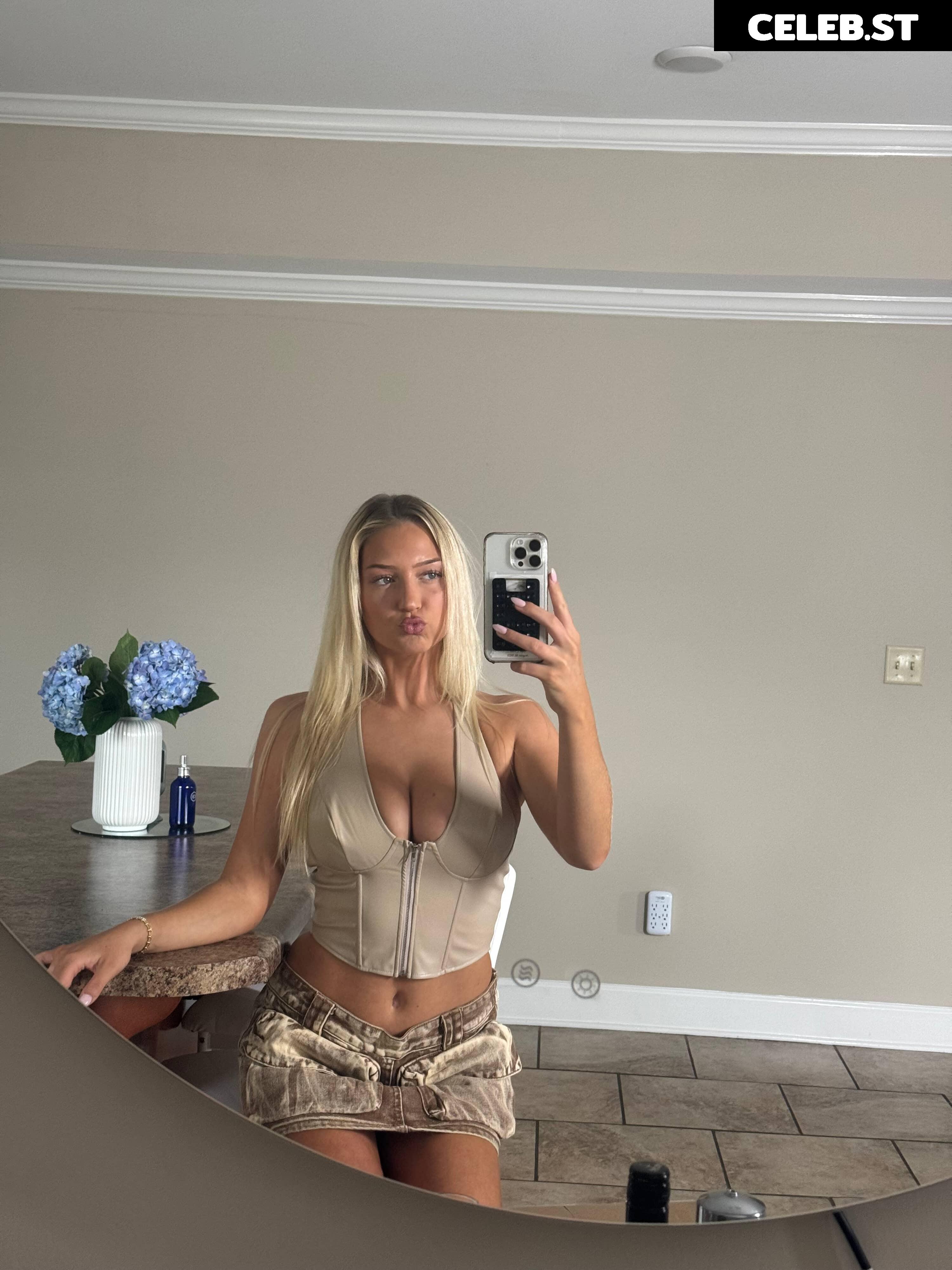 iamsydneythomas / Sydney Thomas Image 24403028