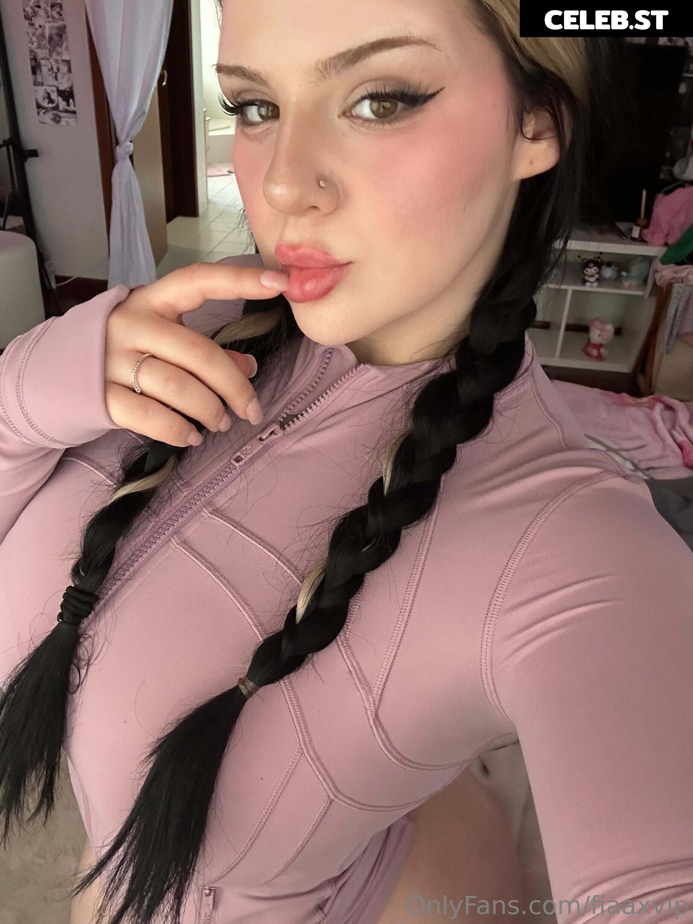 safiyaax / fiaax2 / urstepmummy Image 24498554