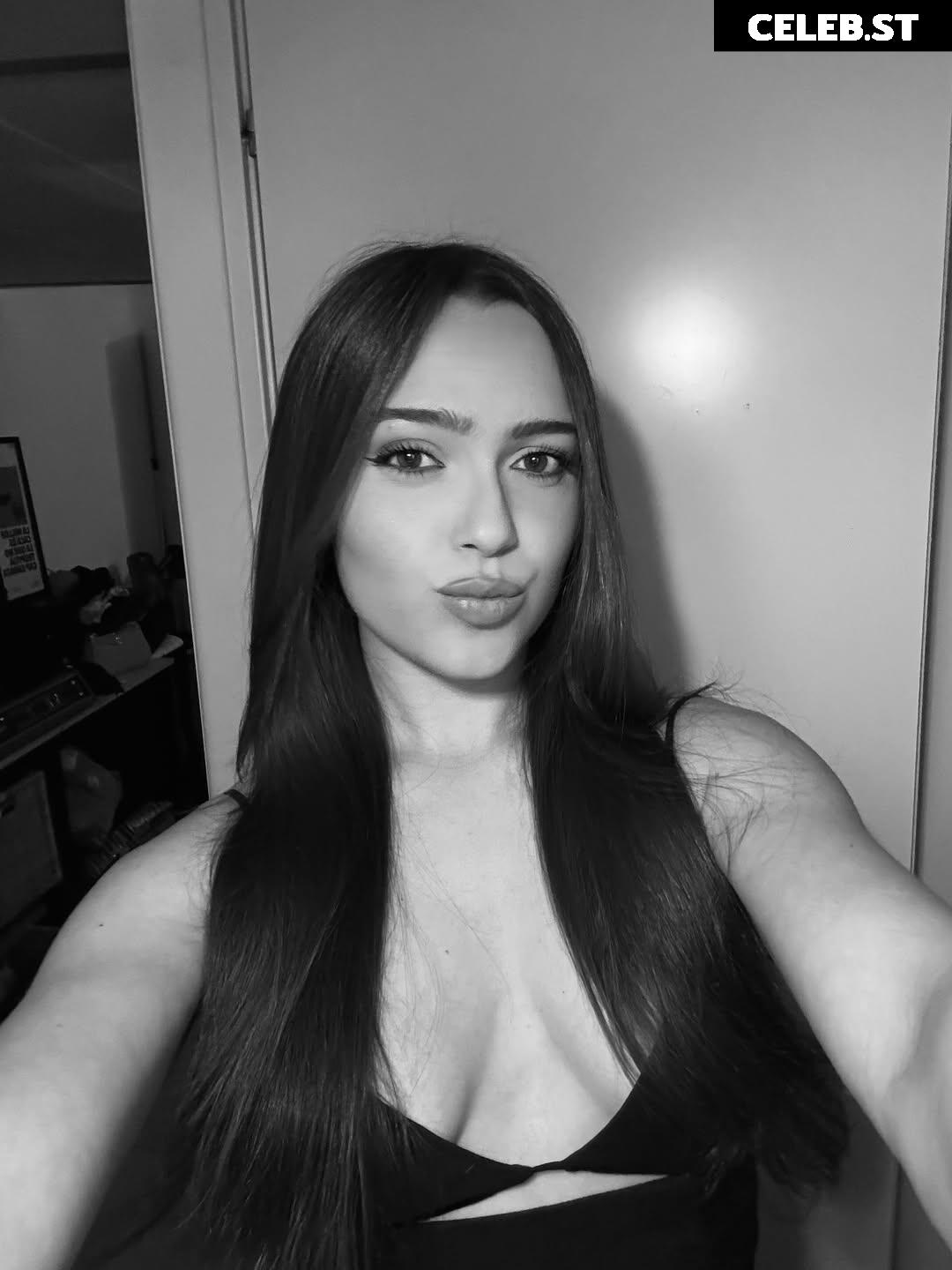 Sofia Cerio Image 24494702
