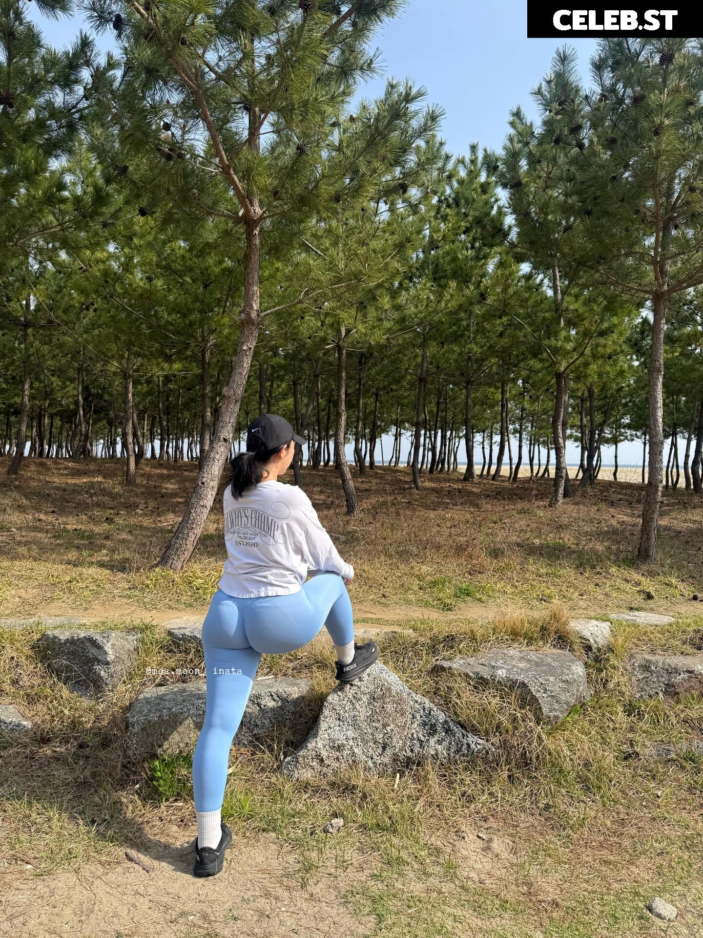 Heeheemoon / moon_nyang_ Image 24491993