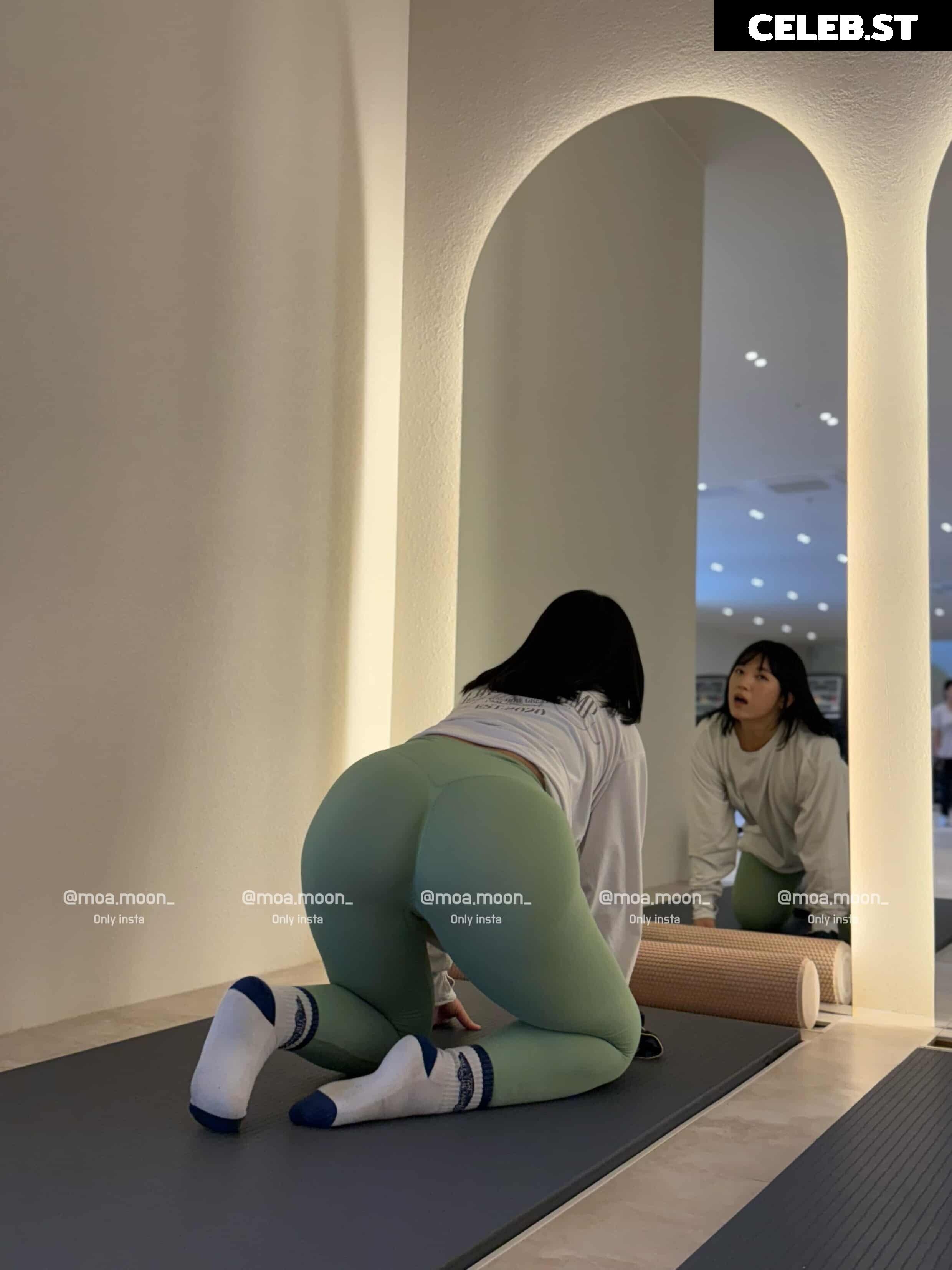 Heeheemoon / moon_nyang_ Image 24491885