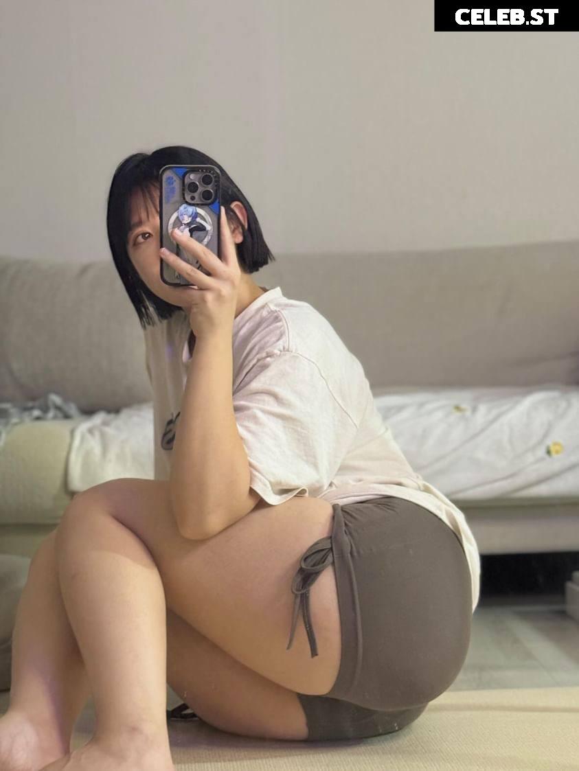 Heeheemoon / moon_nyang_ Image 24491730