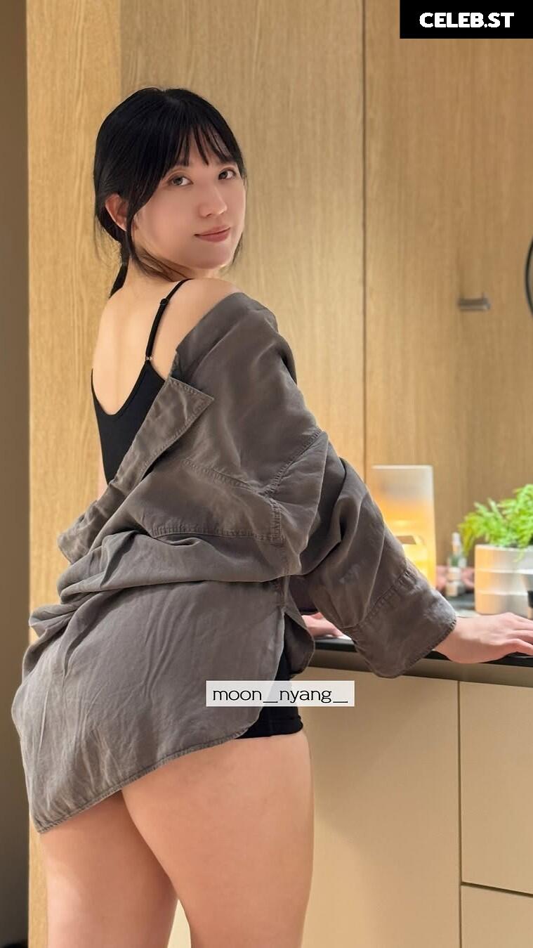 Heeheemoon / moon_nyang_ Image 24491738