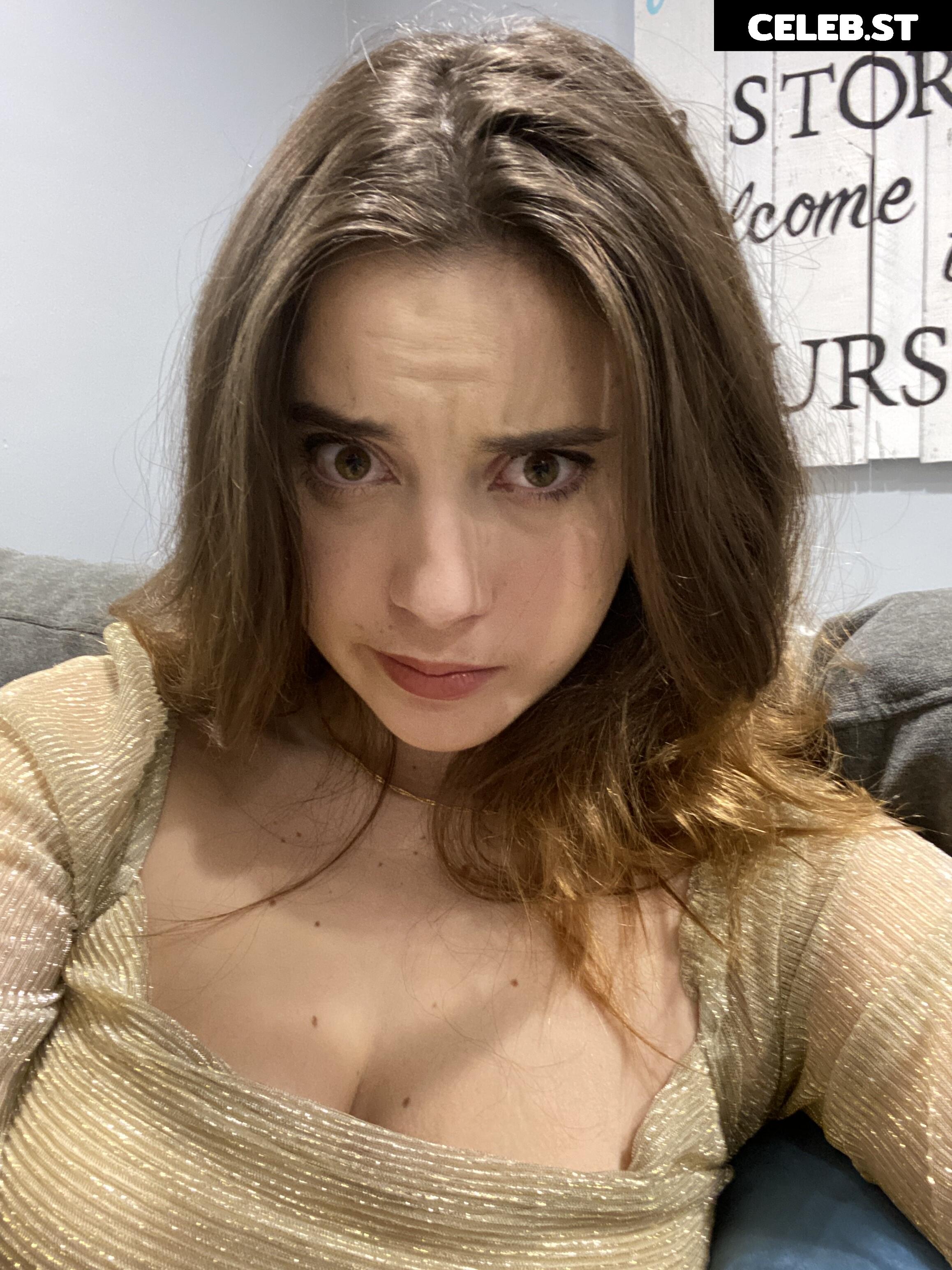 Hotblockchain / Emily Cocea / cryptobaddie1 Image 24484601