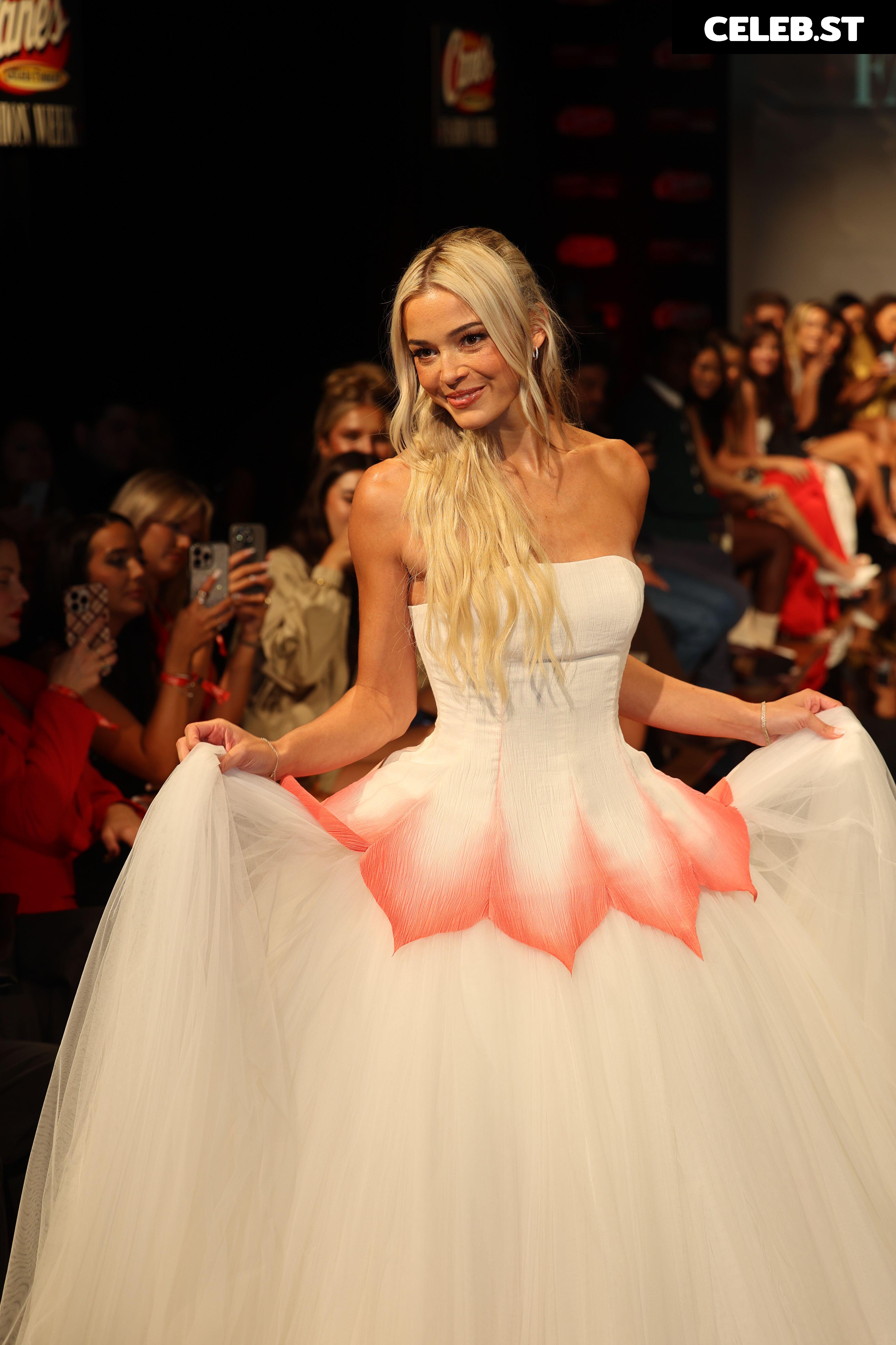 Livvy Dunne Image 24481866