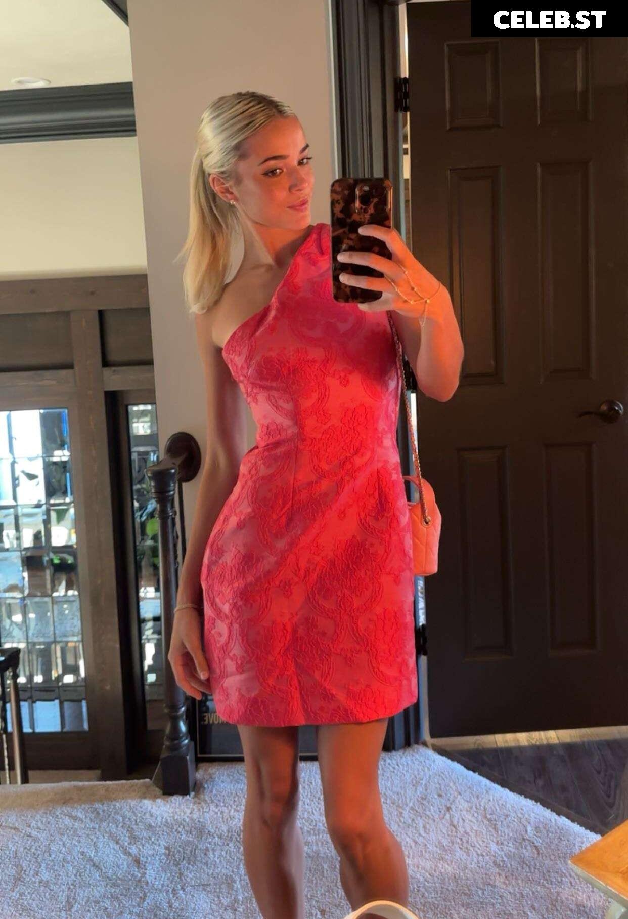 Livvy Dunne Image 24481730