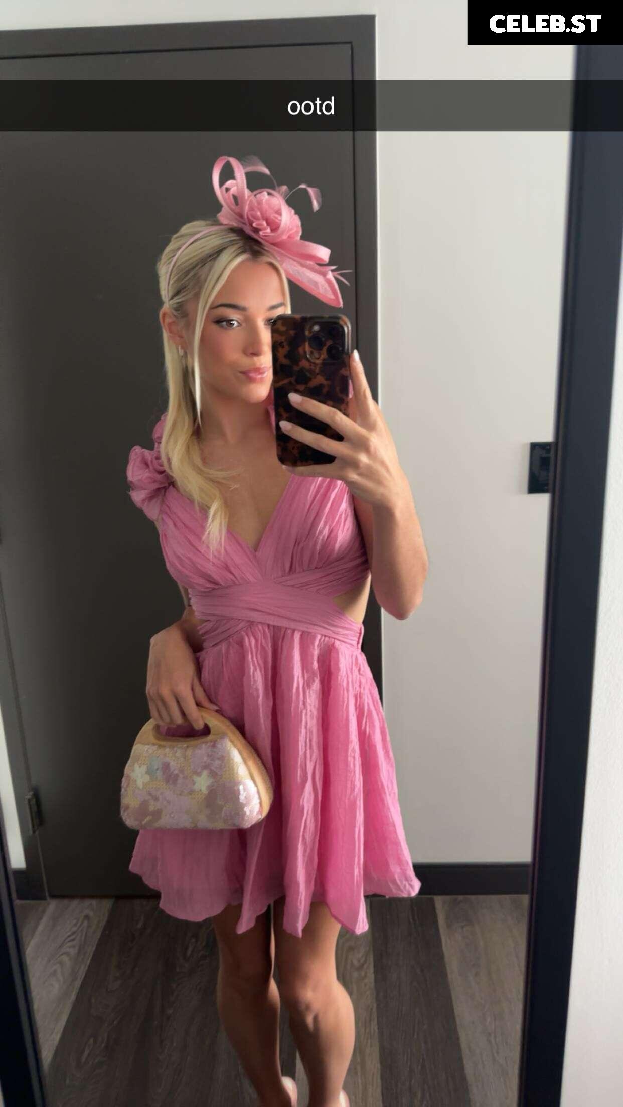 Livvy Dunne Image 24480917