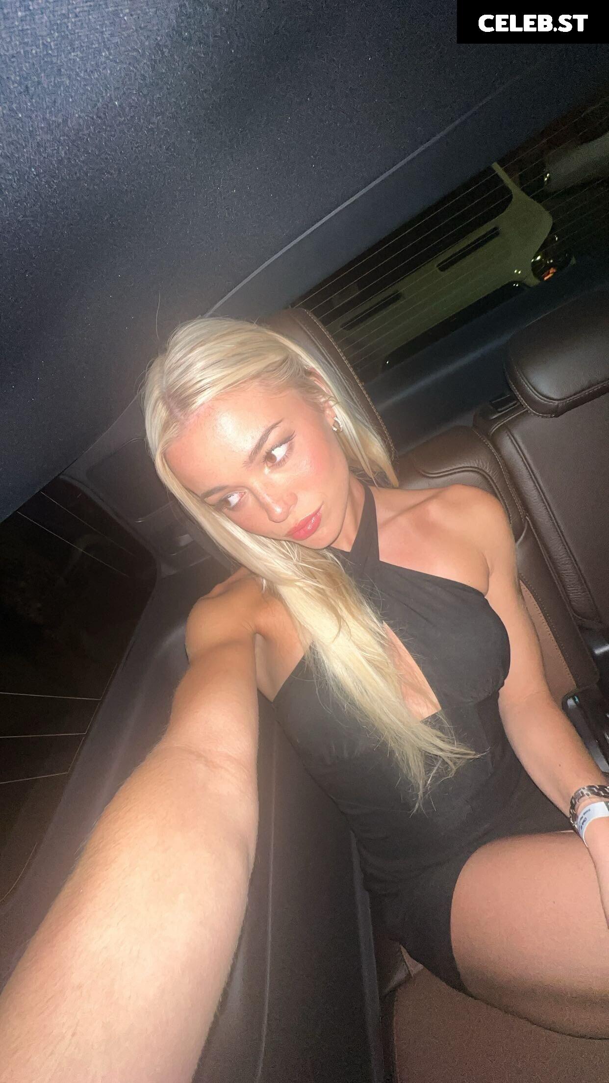 Livvy Dunne Image 24480964