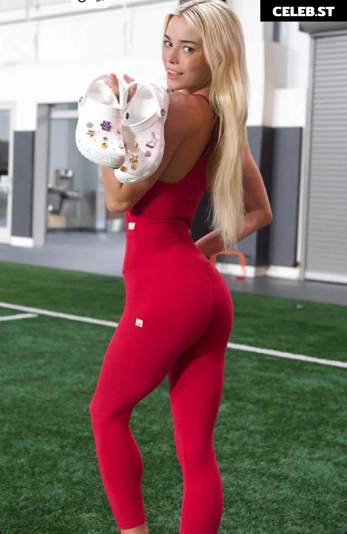Livvy Dunne Image 24480686